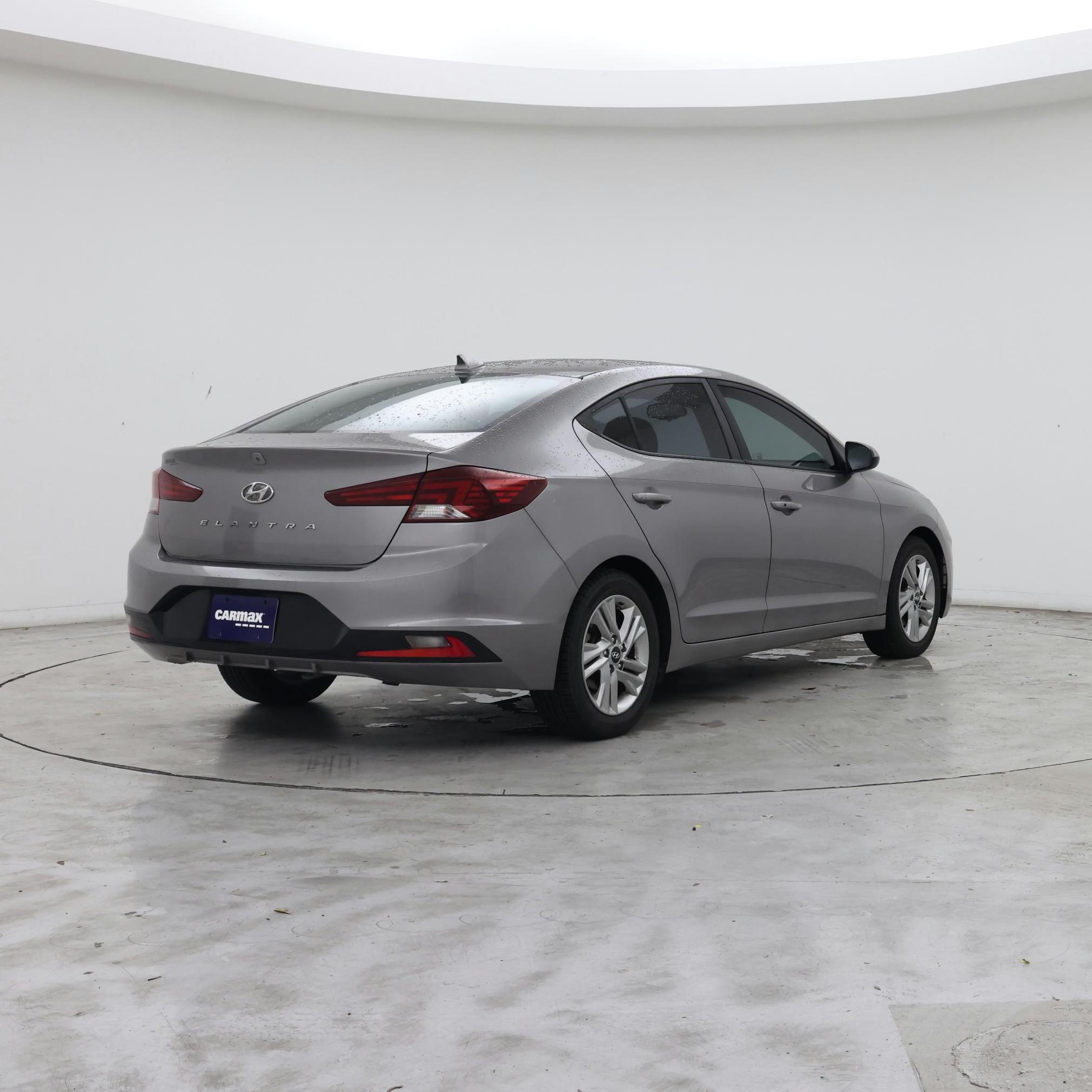 Thumbnail: 2020 Hyundai Elantra - 8
