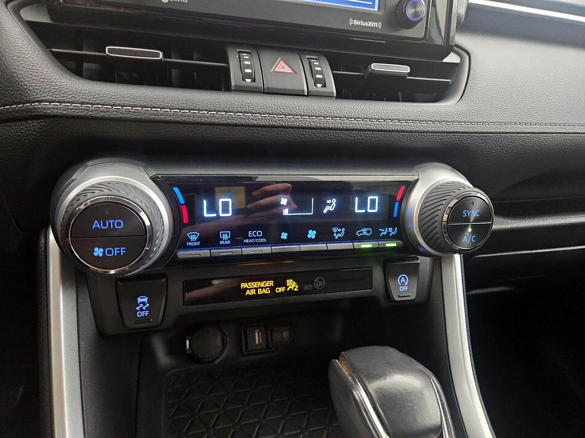 Thumbnail: 2021 Toyota RAV4 - 16