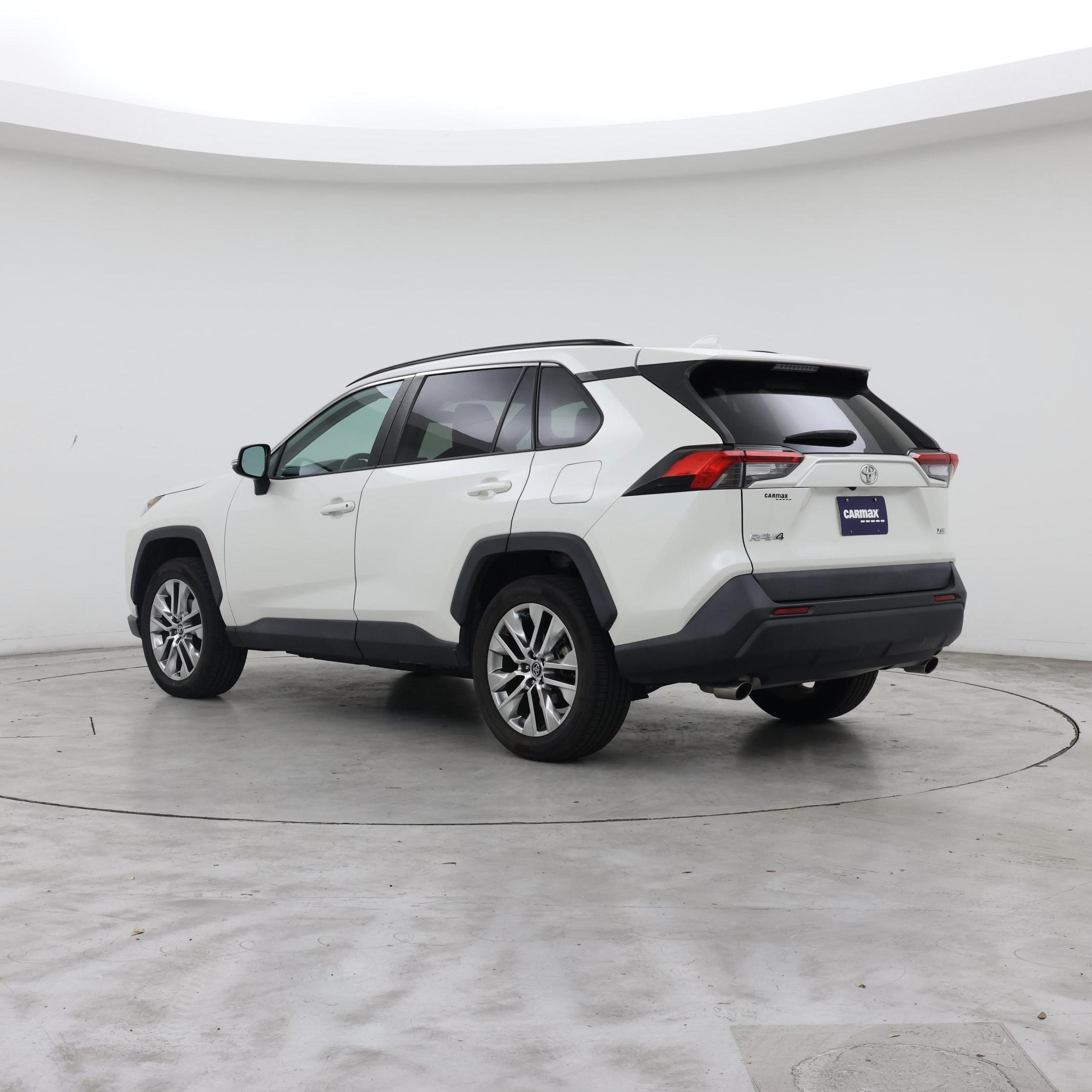 Thumbnail: 2021 Toyota RAV4 - 2
