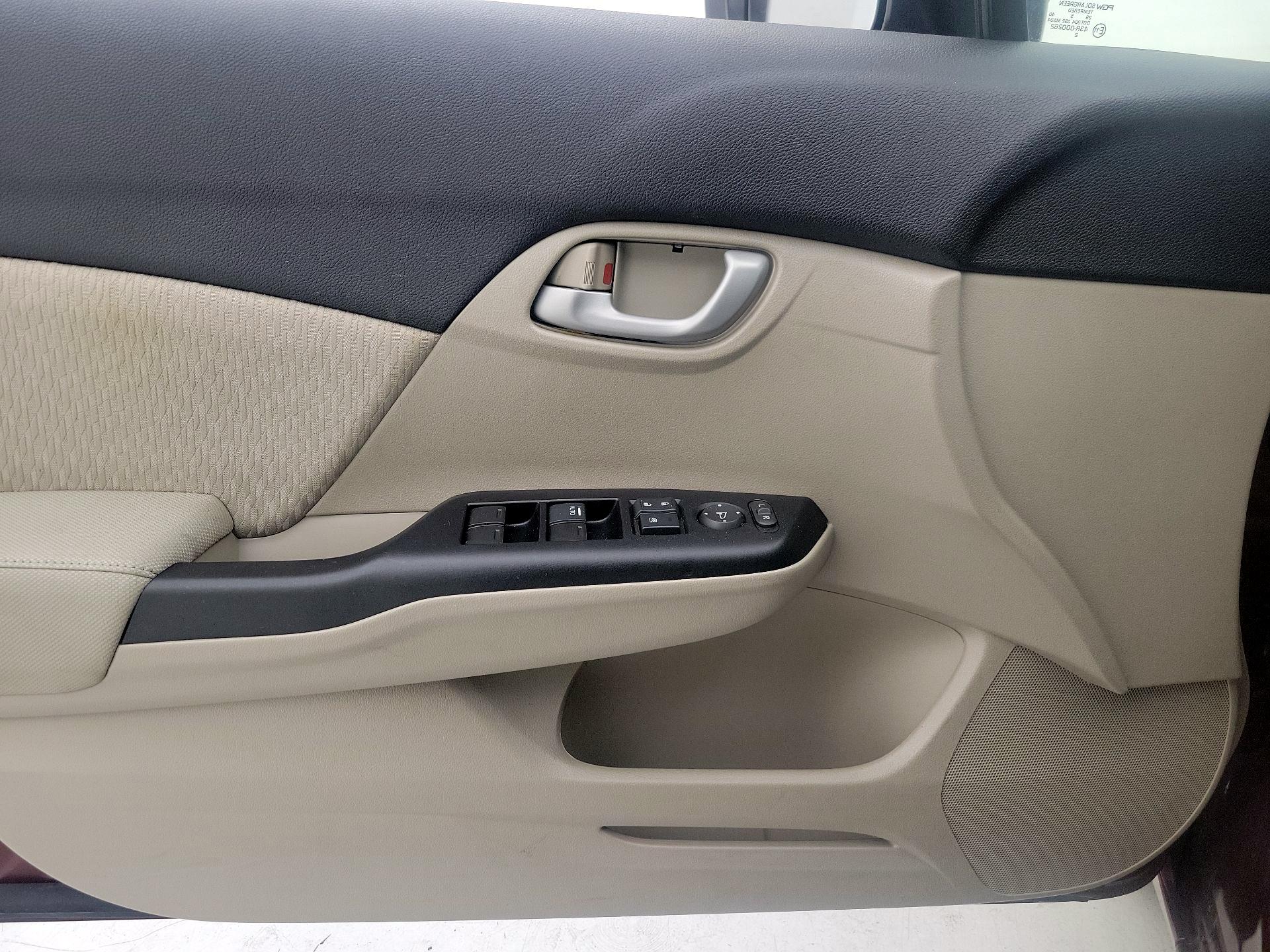 Thumbnail: 2015 Honda Civic - 12