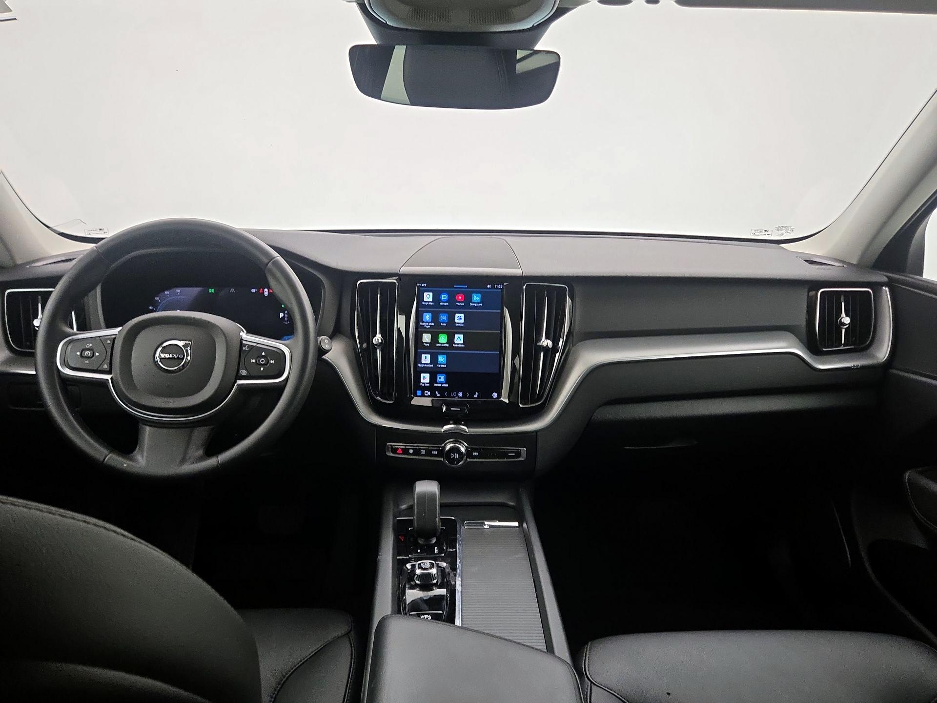 Thumbnail: 2023 Volvo XC60 - 9