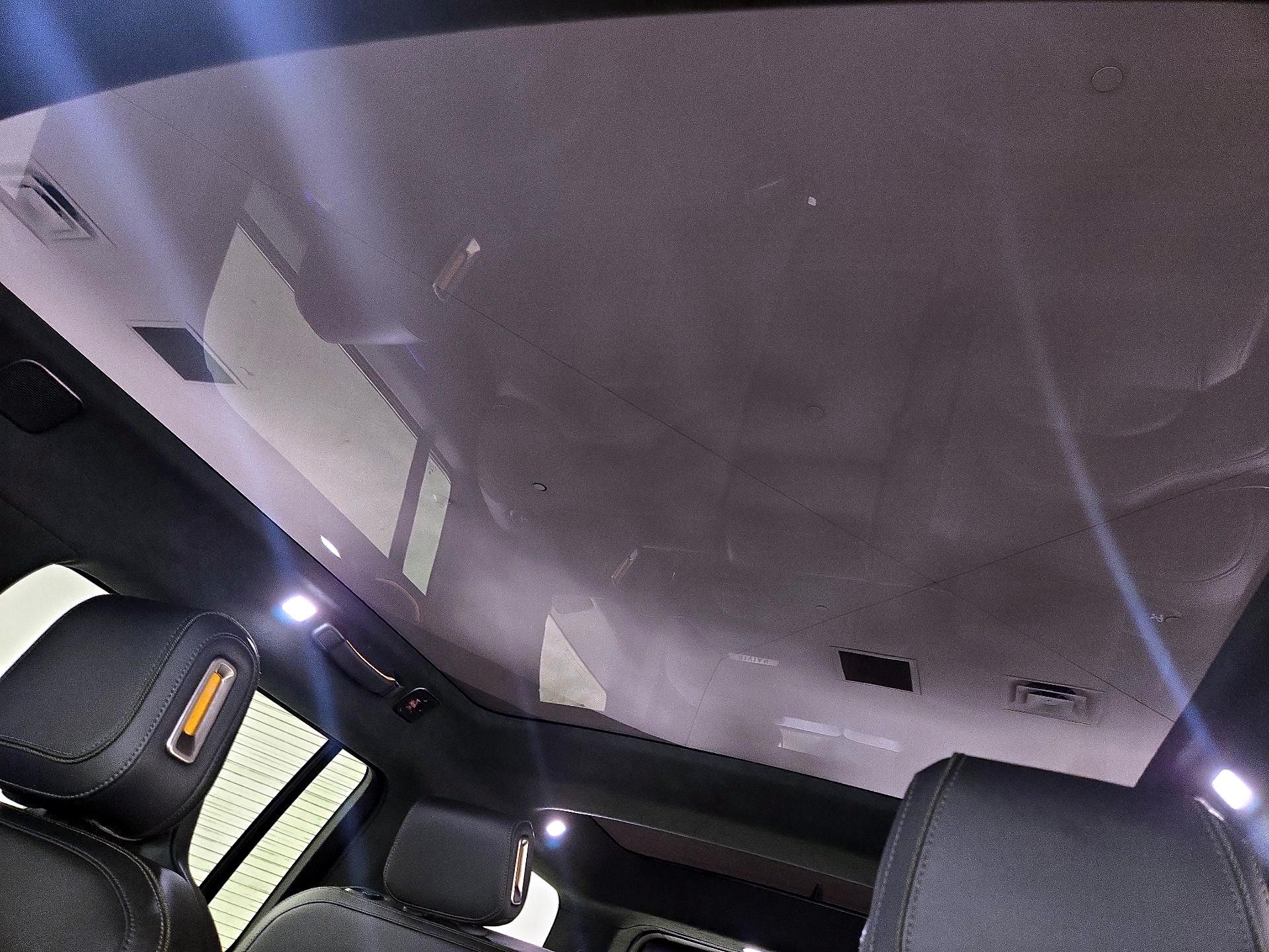 Thumbnail: 2023 Rivian R1S - 20