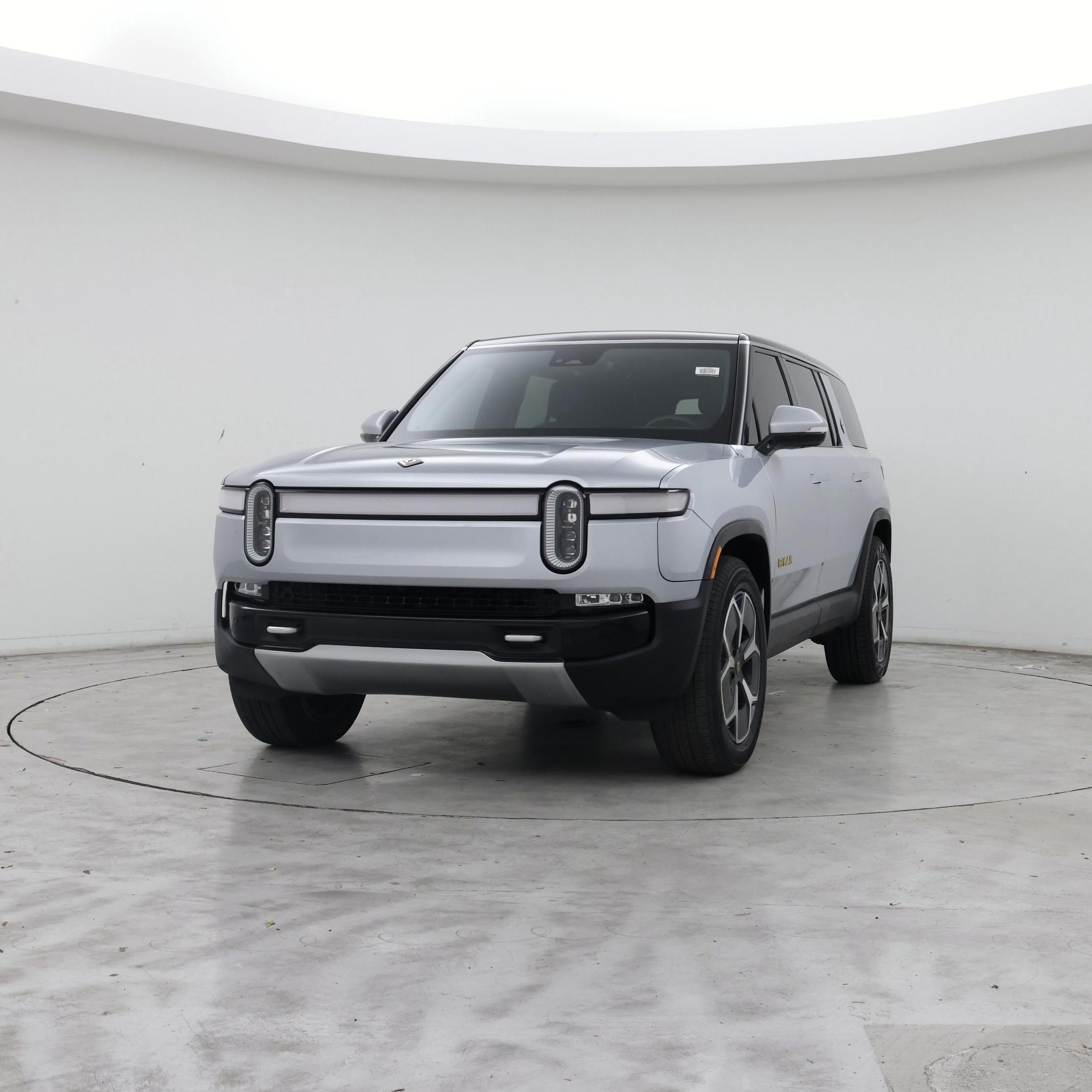 Thumbnail: 2023 Rivian R1S - 4