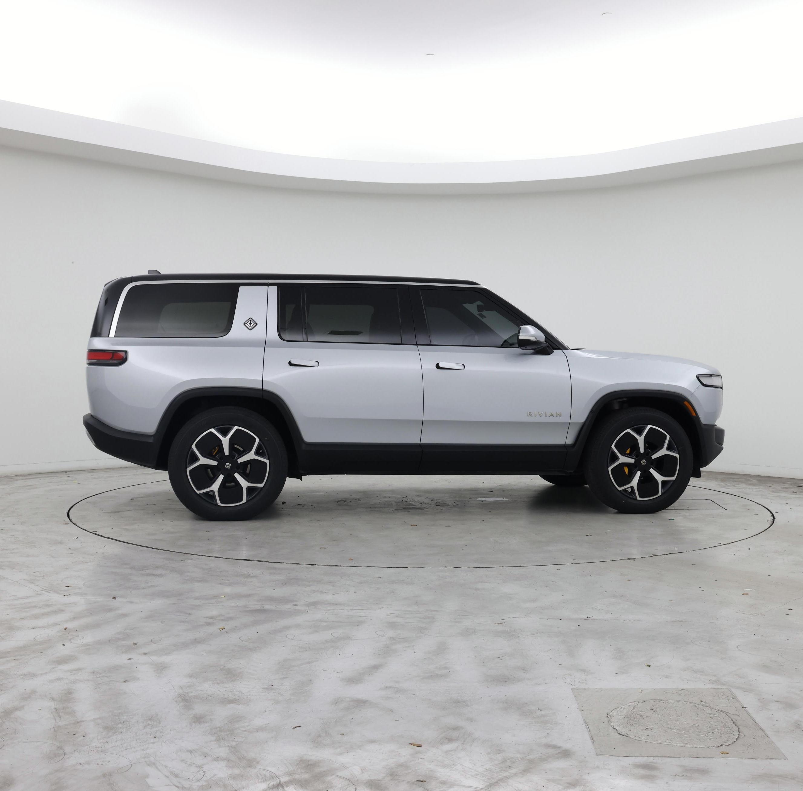 Thumbnail: 2023 Rivian R1S - 7