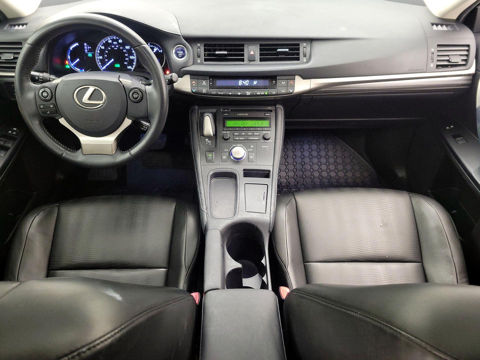 Thumbnail: 2015 Lexus CT - 9