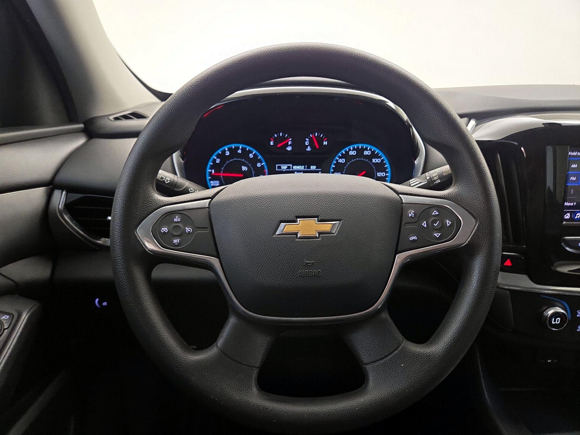 Thumbnail: 2021 Chevrolet Traverse - 10