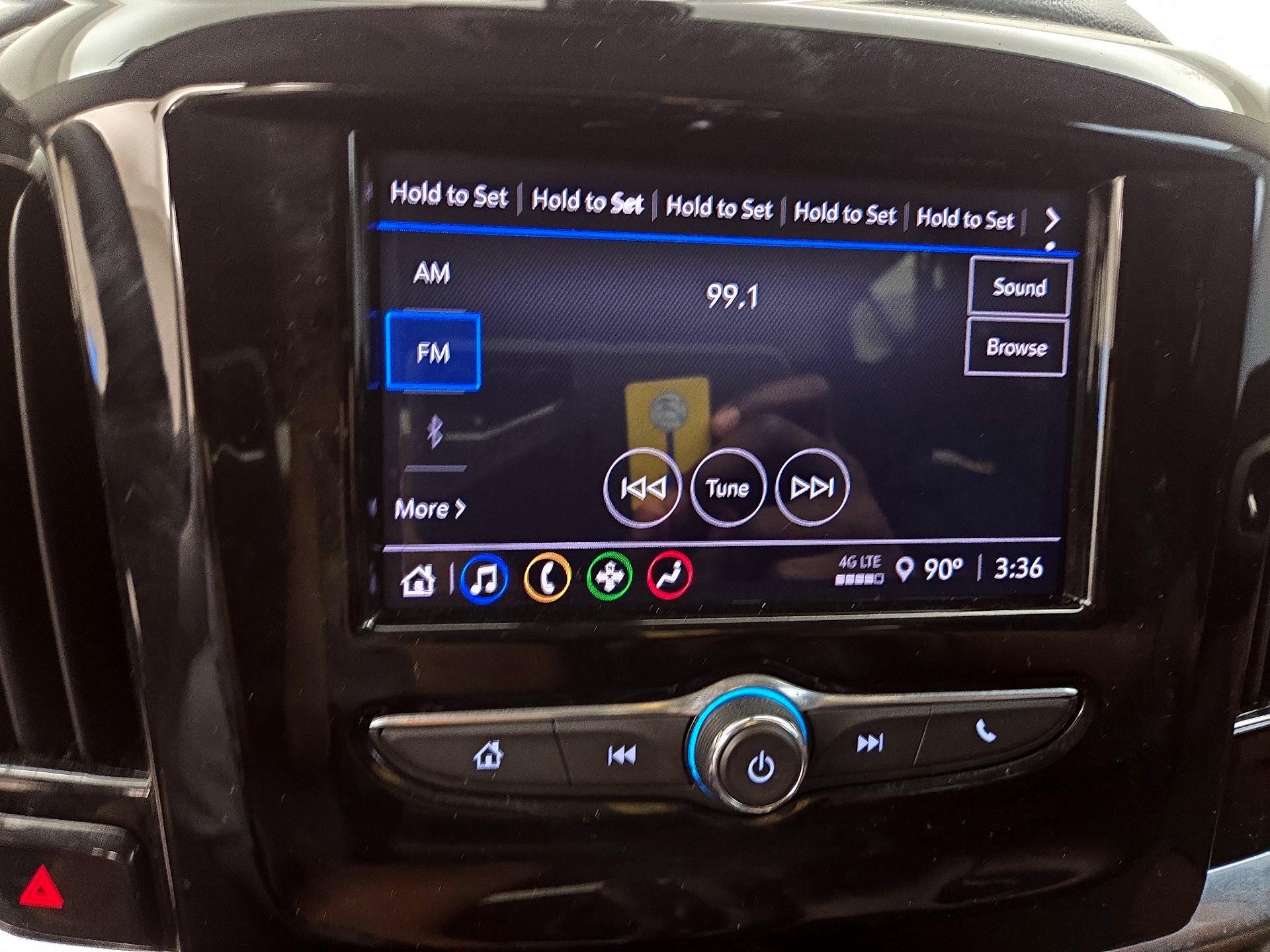 Thumbnail: 2021 Chevrolet Traverse - 15