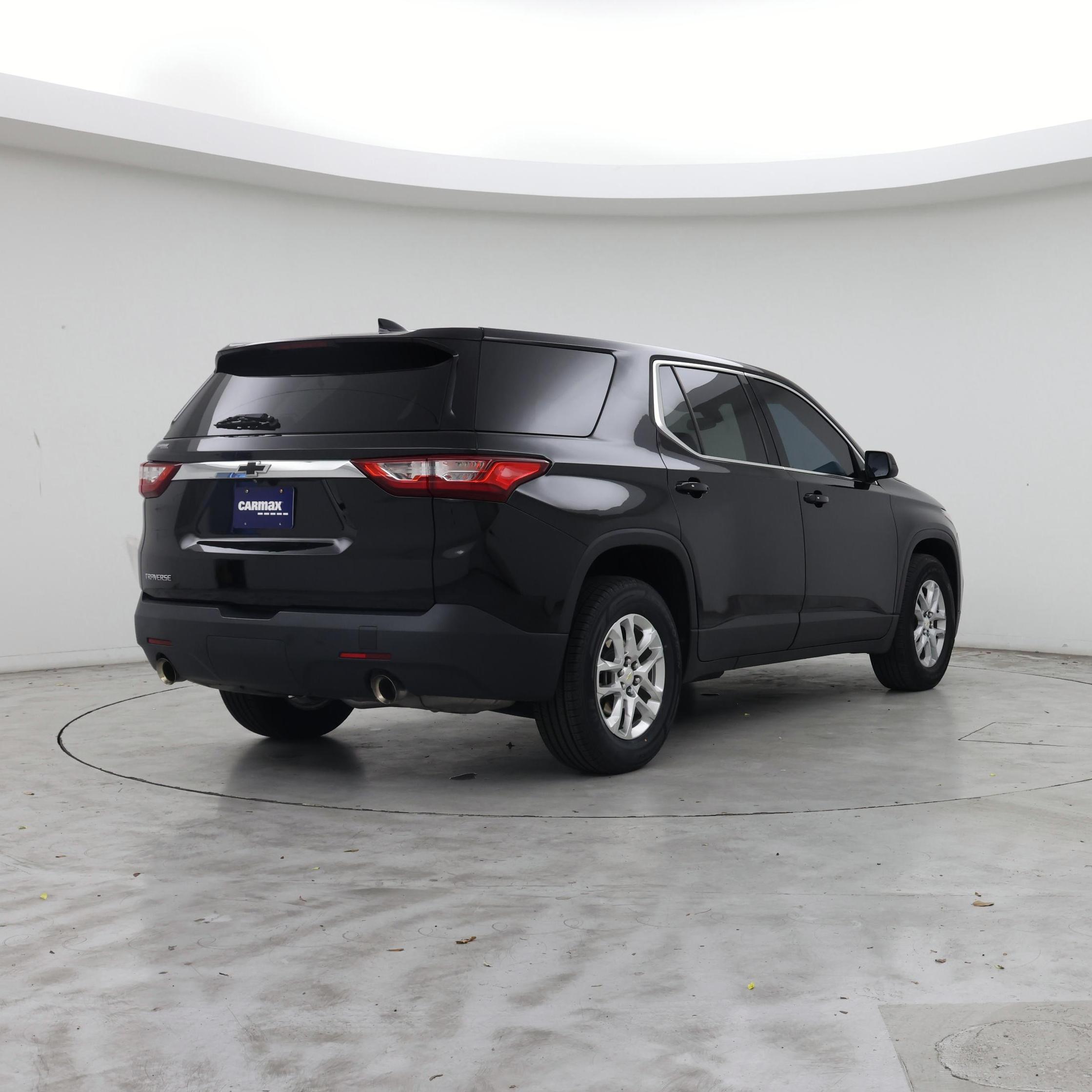Thumbnail: 2021 Chevrolet Traverse - 8