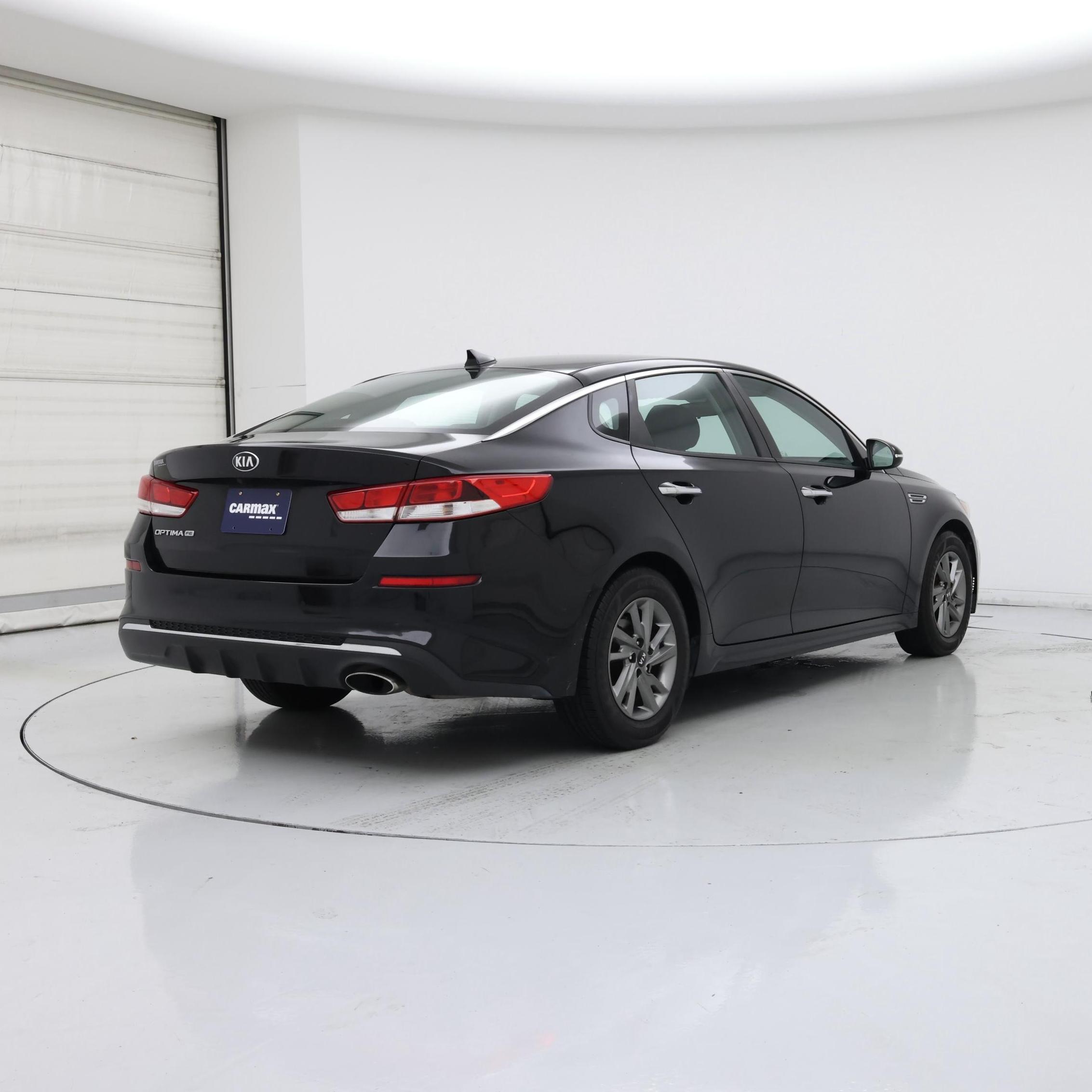 Thumbnail: 2019 Kia Optima - 8