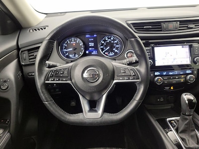 Steering Wheel & Instrument Cluster (On)