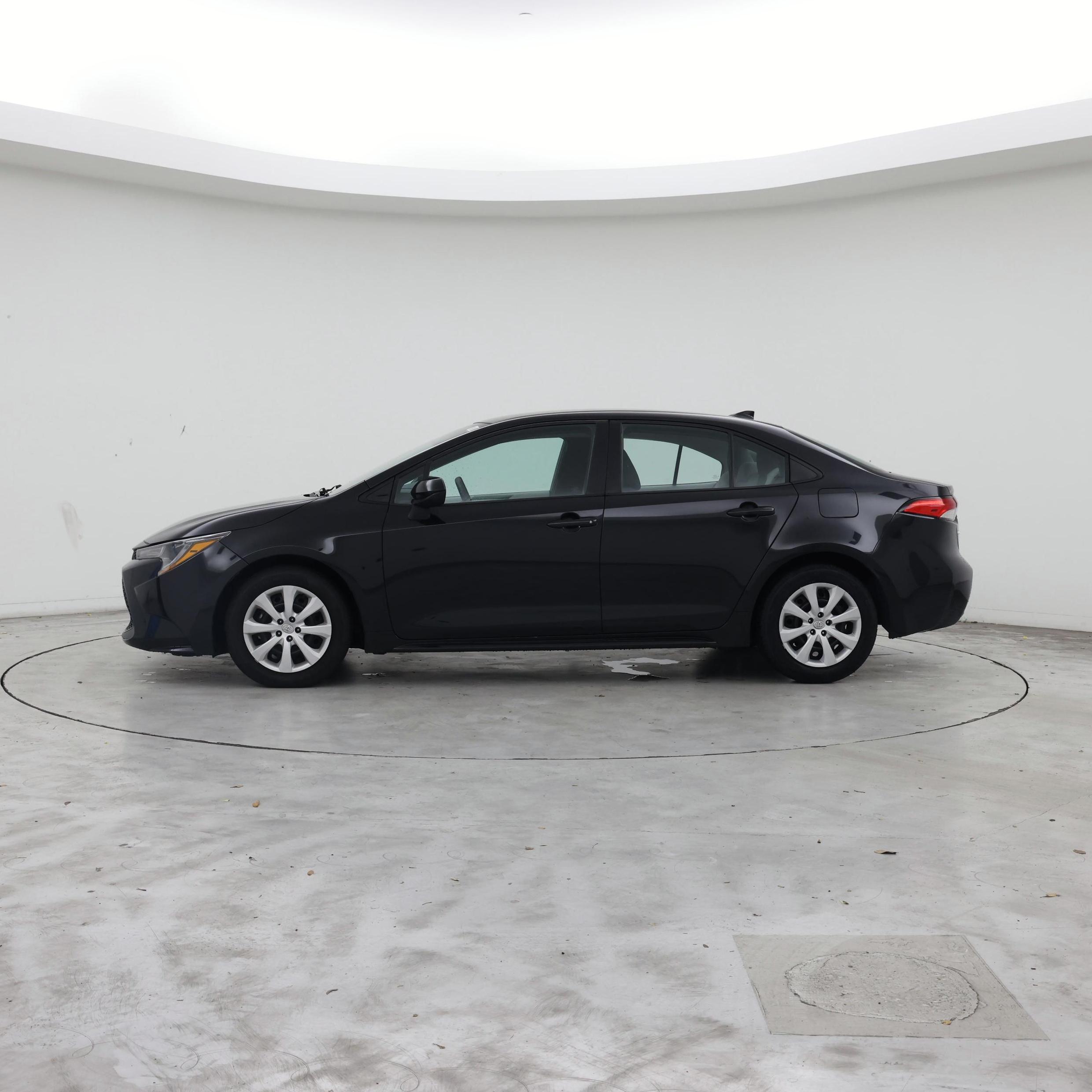 Thumbnail: 2022 Toyota Corolla - 3