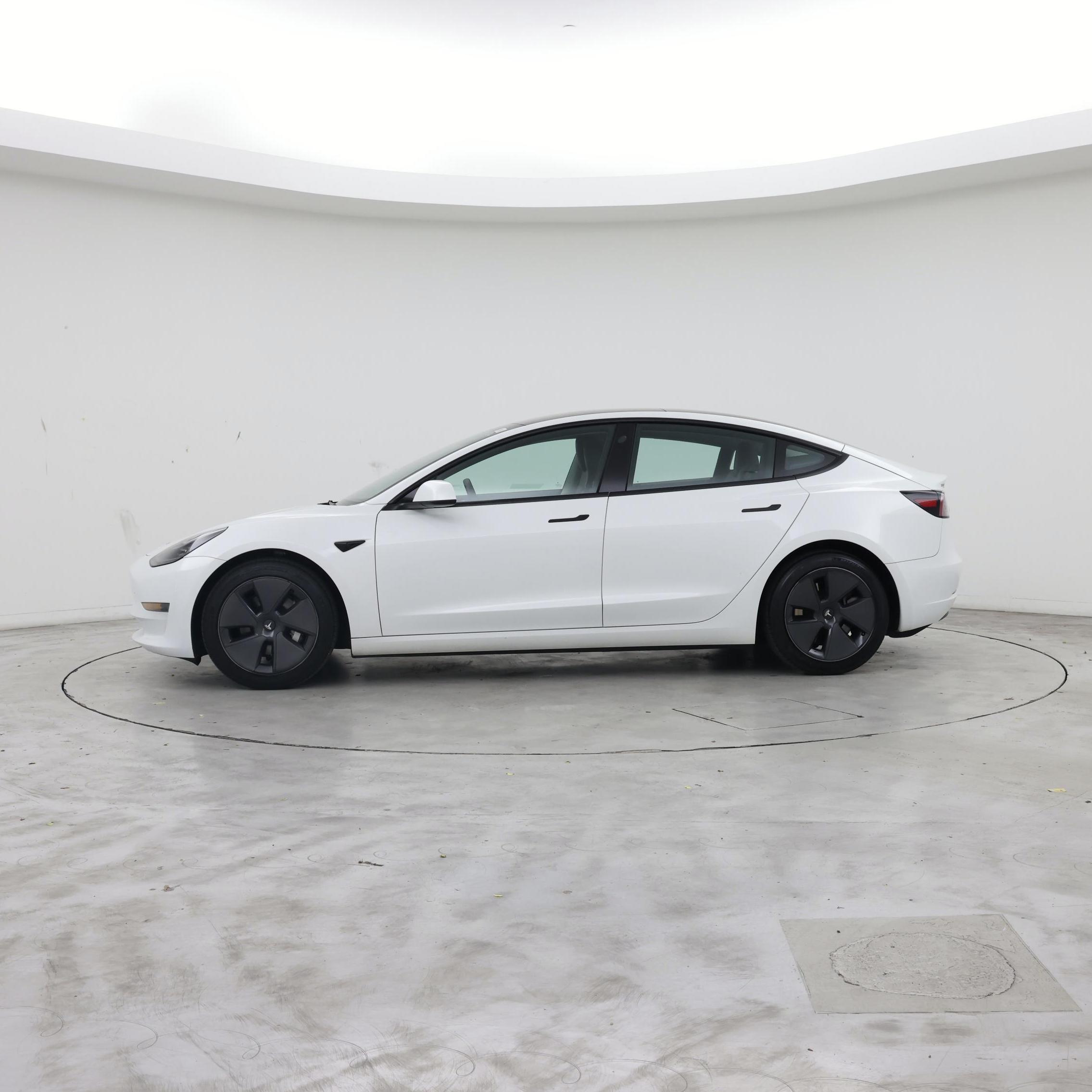 Thumbnail: 2023 Tesla Model 3 - 3