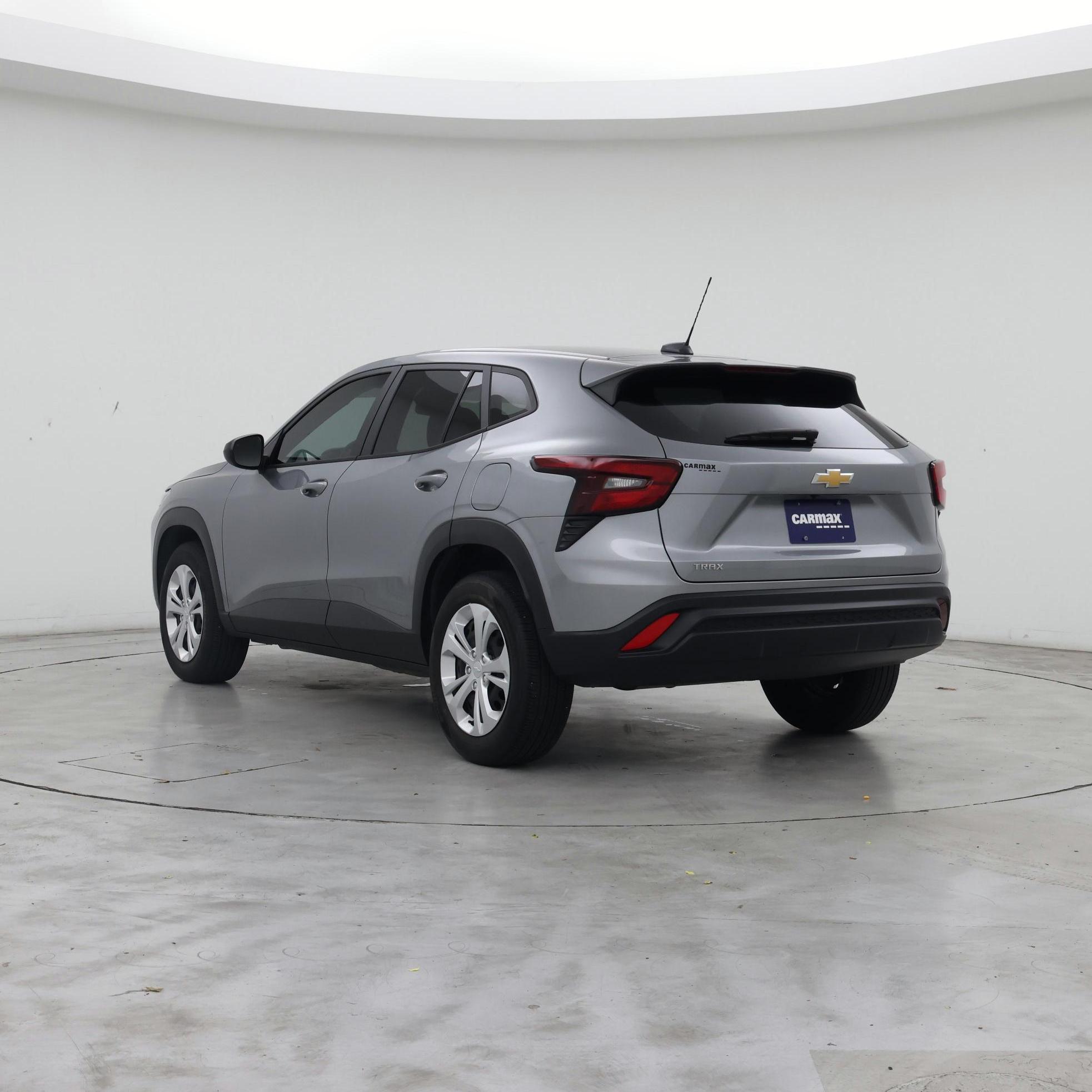 Thumbnail: 2024 Chevrolet Trax - 2