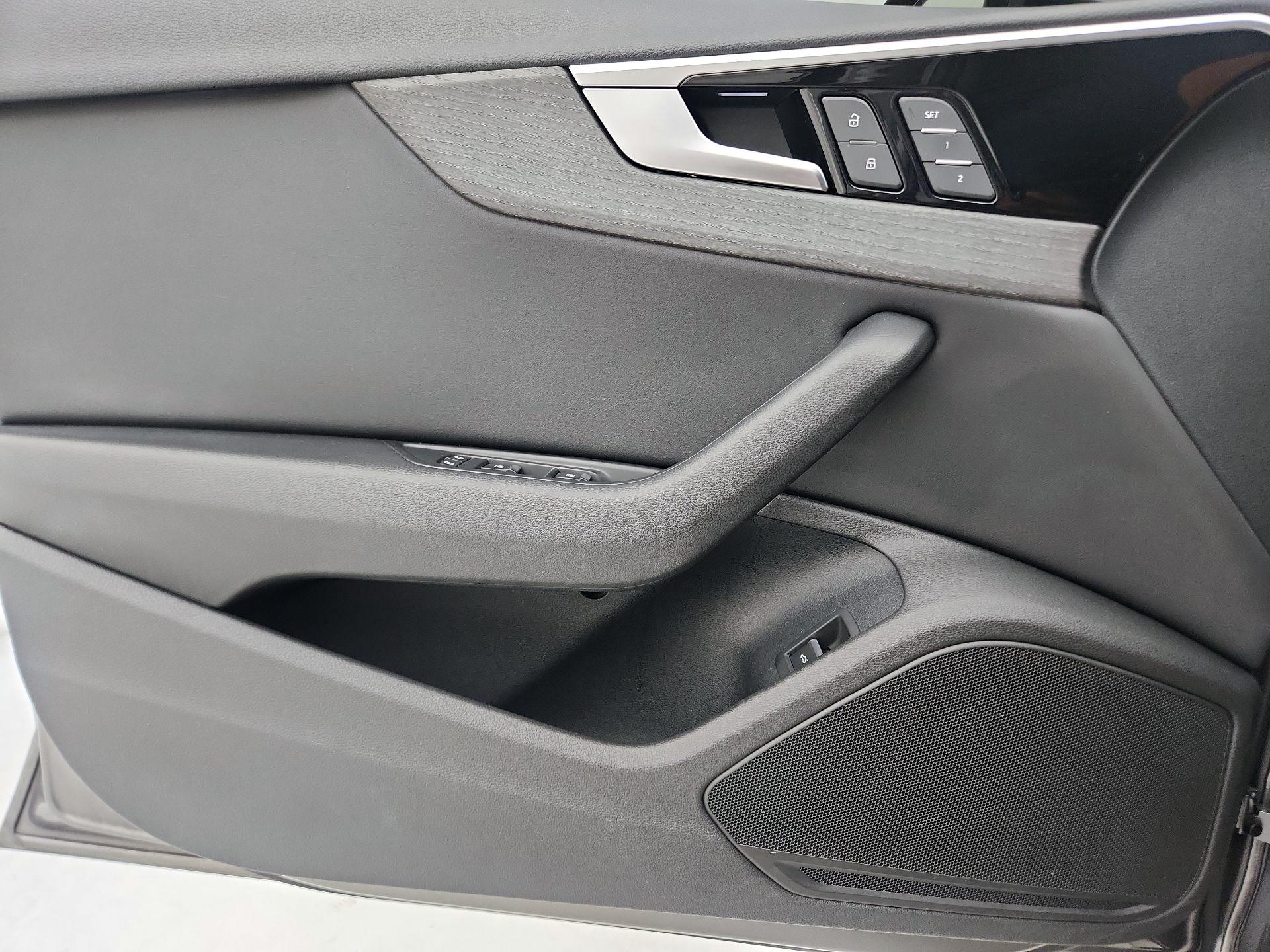 Thumbnail: 2020 Audi A4 - 12