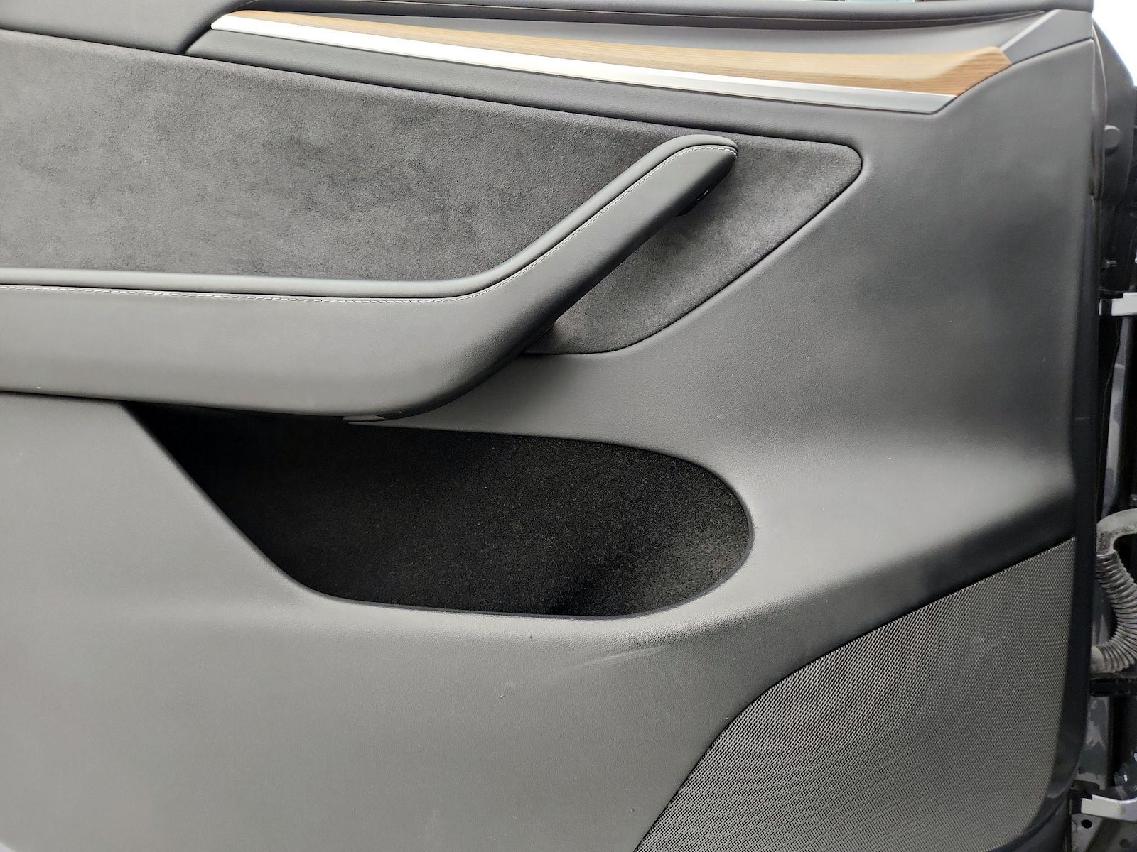 2023 Tesla Model Y Long Range - Photo 13