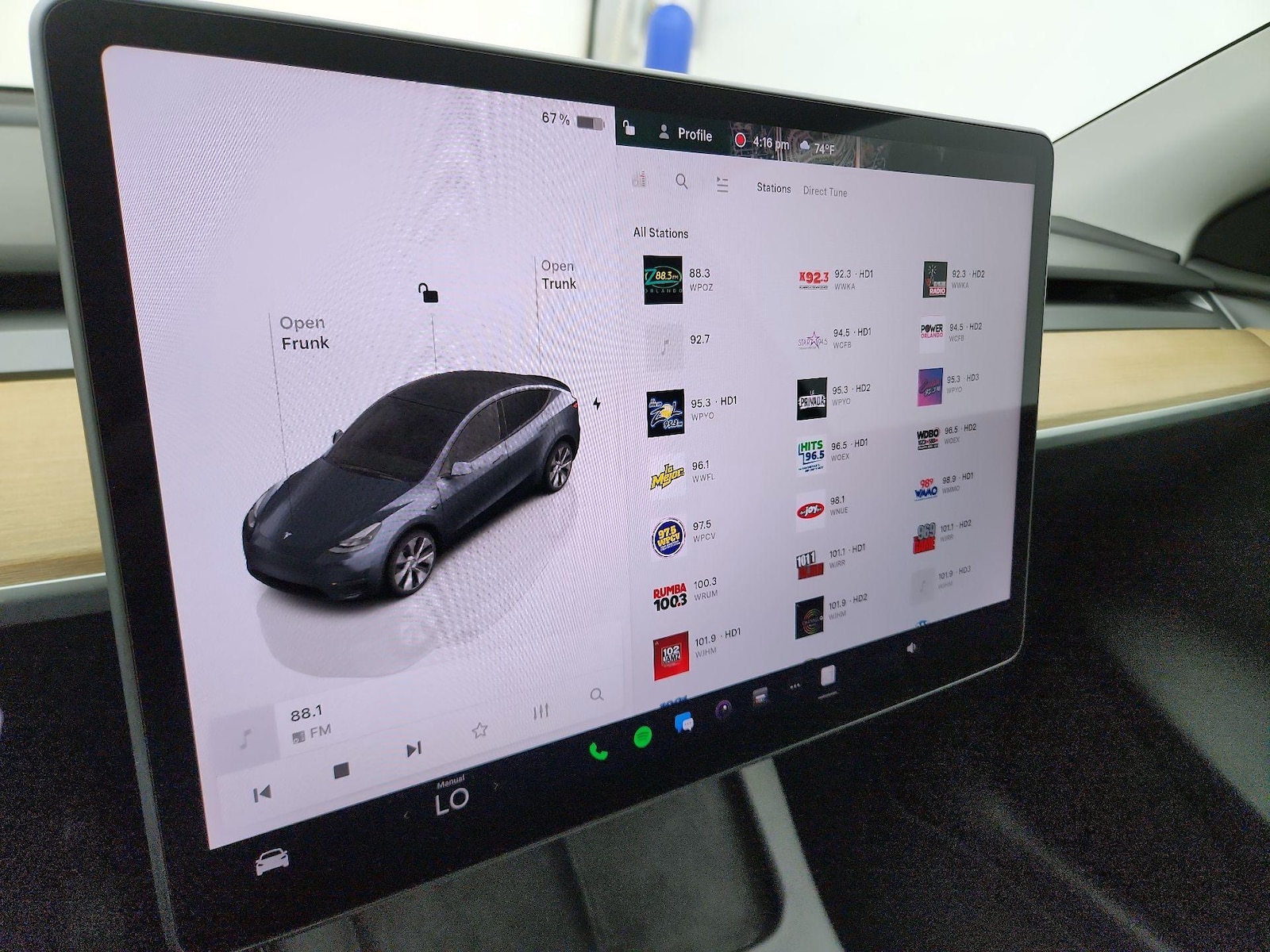 2023 Tesla Model Y Long Range - Photo 16