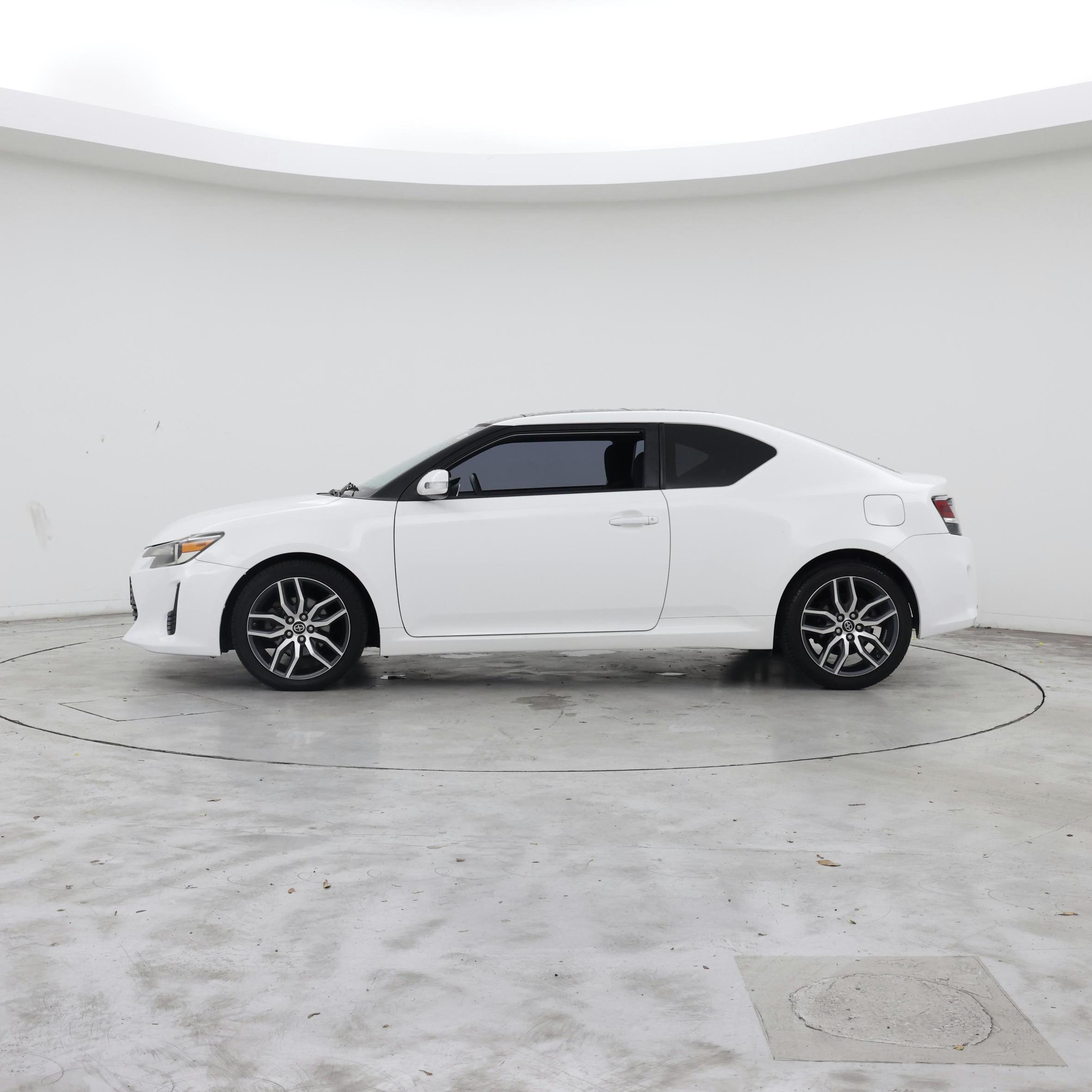 Thumbnail: 2014 Scion tC - 3