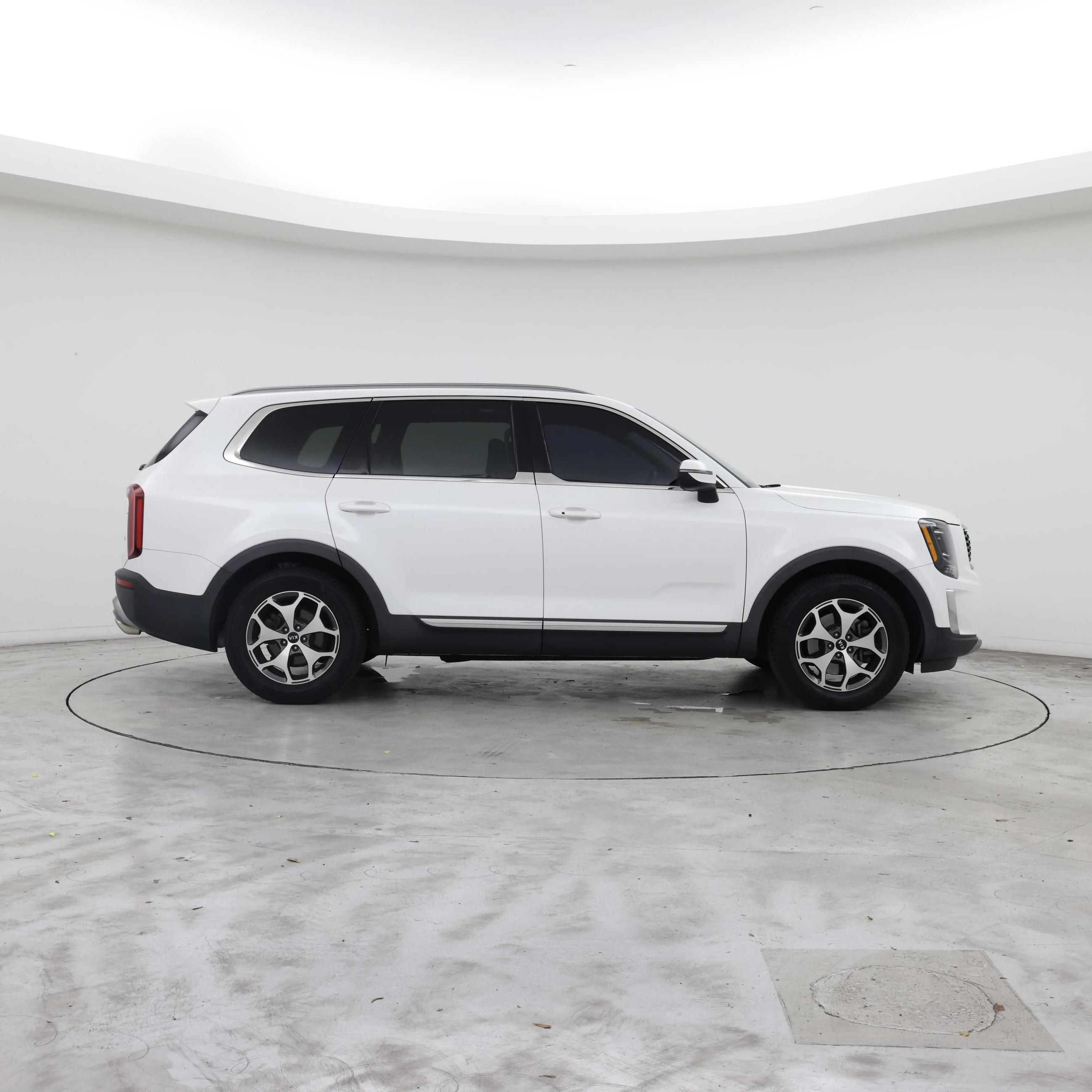 Thumbnail: 2020 Kia Telluride - 7