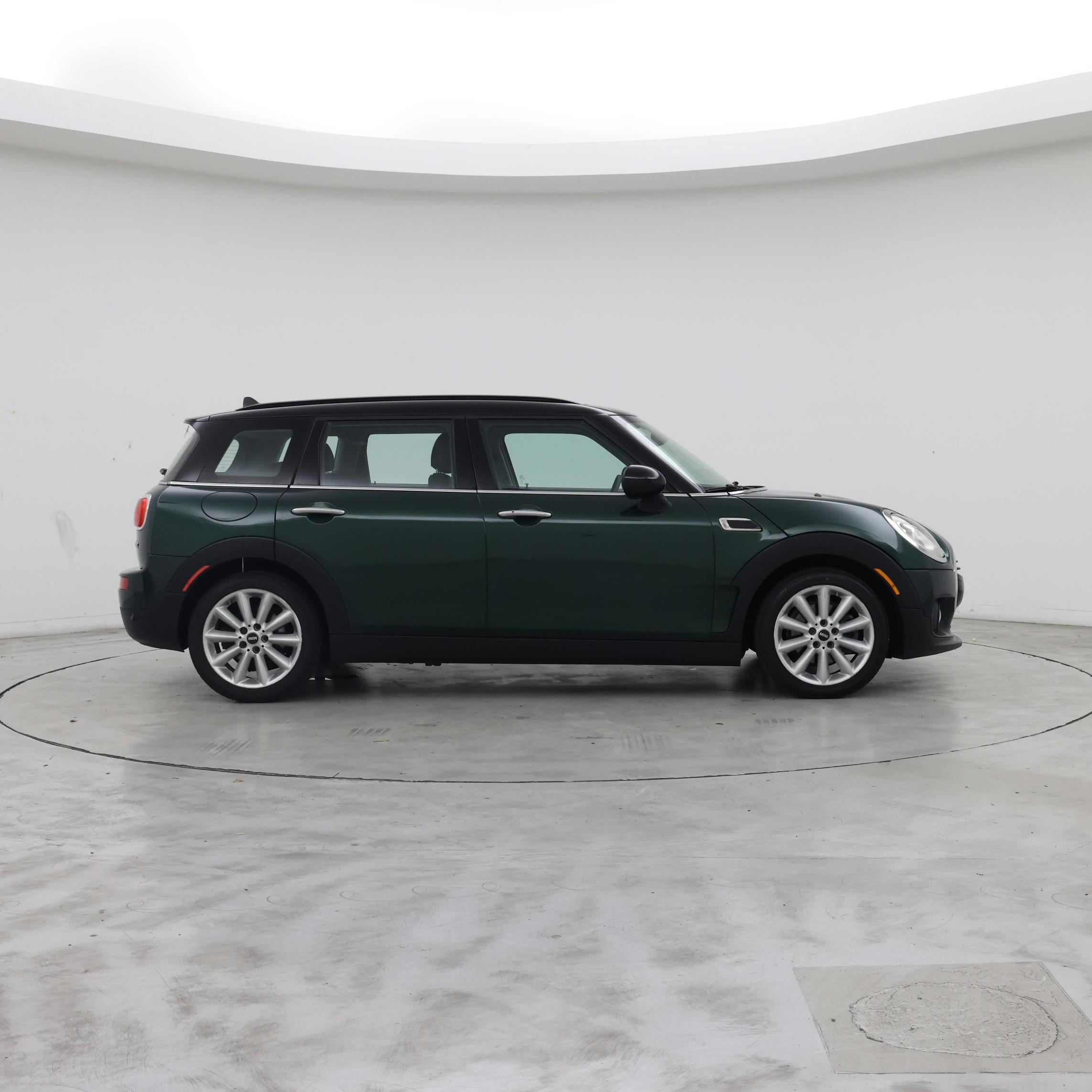Thumbnail: 2017 MINI Cooper Clubman - 7