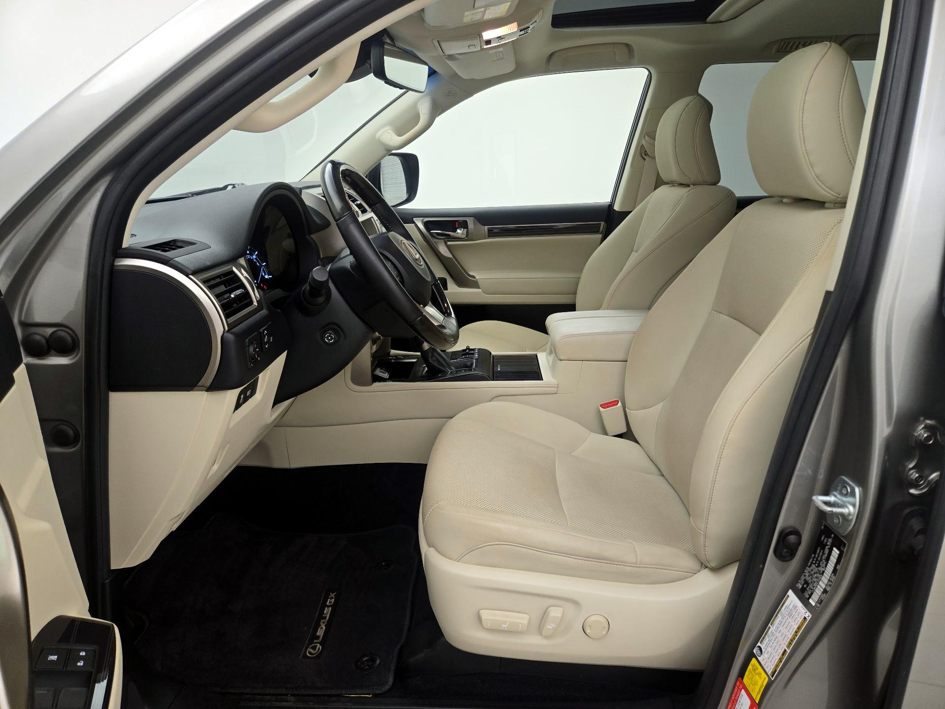 Thumbnail: 2020 Lexus GX - 11