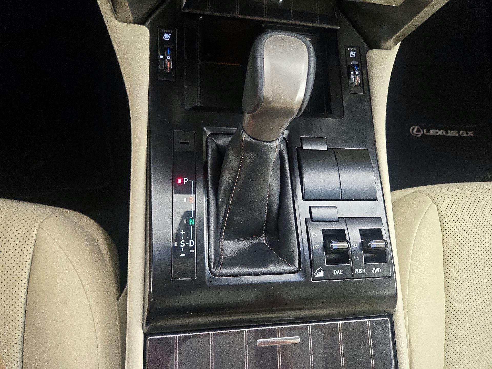 Thumbnail: 2020 Lexus GX - 18