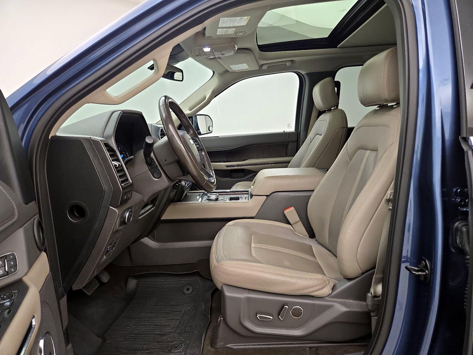 Thumbnail: 2019 Ford Expedition - 11