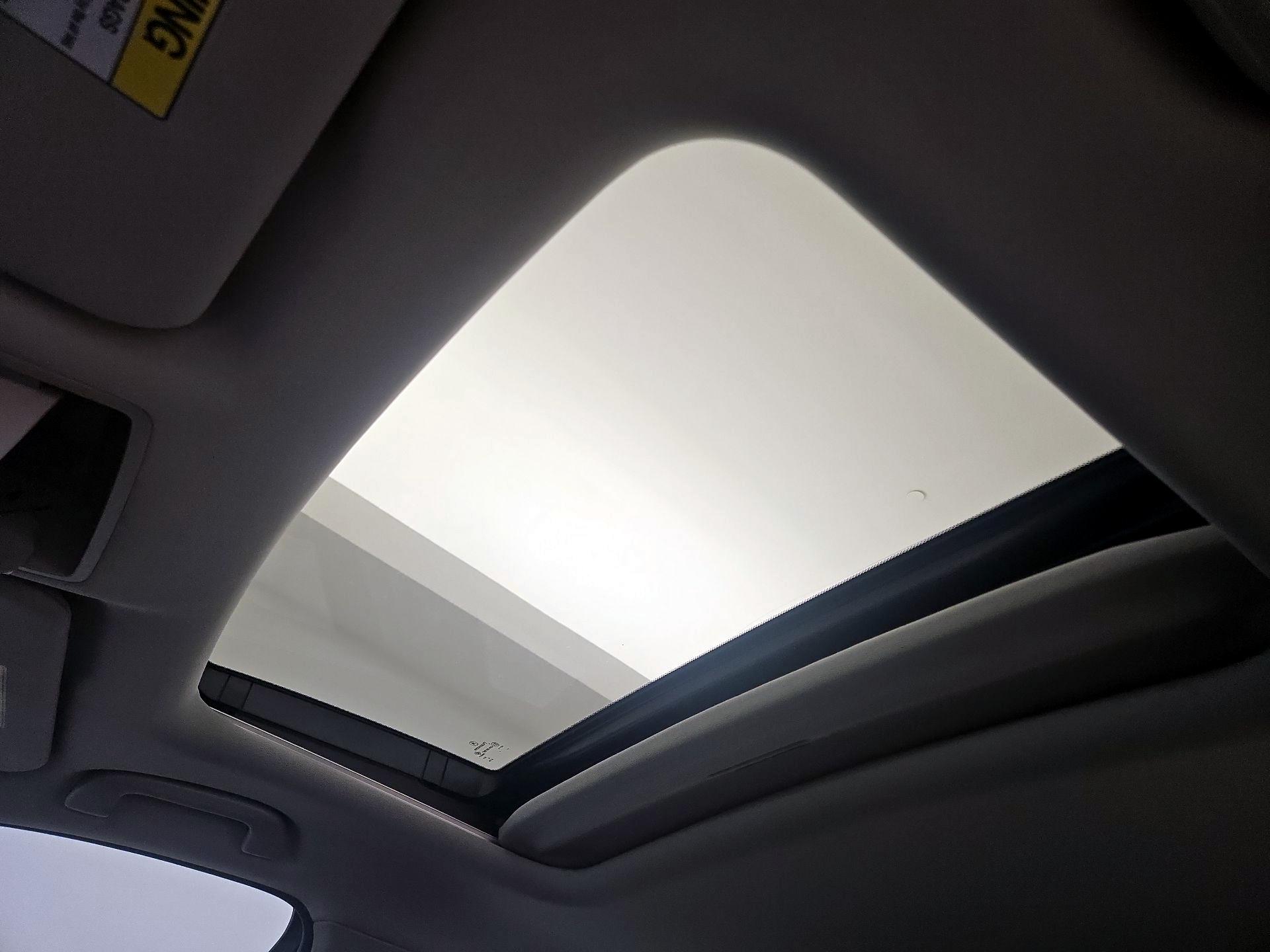 Thumbnail: 2016 Acura TLX - 19