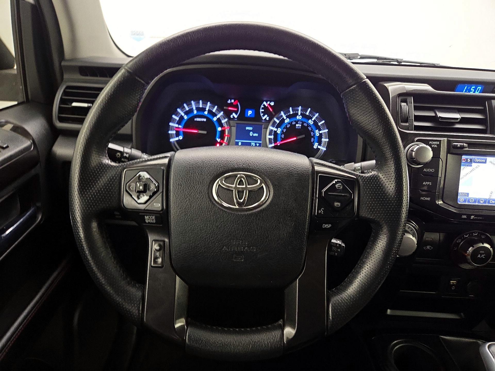 Thumbnail: 2019 Toyota 4Runner - 10