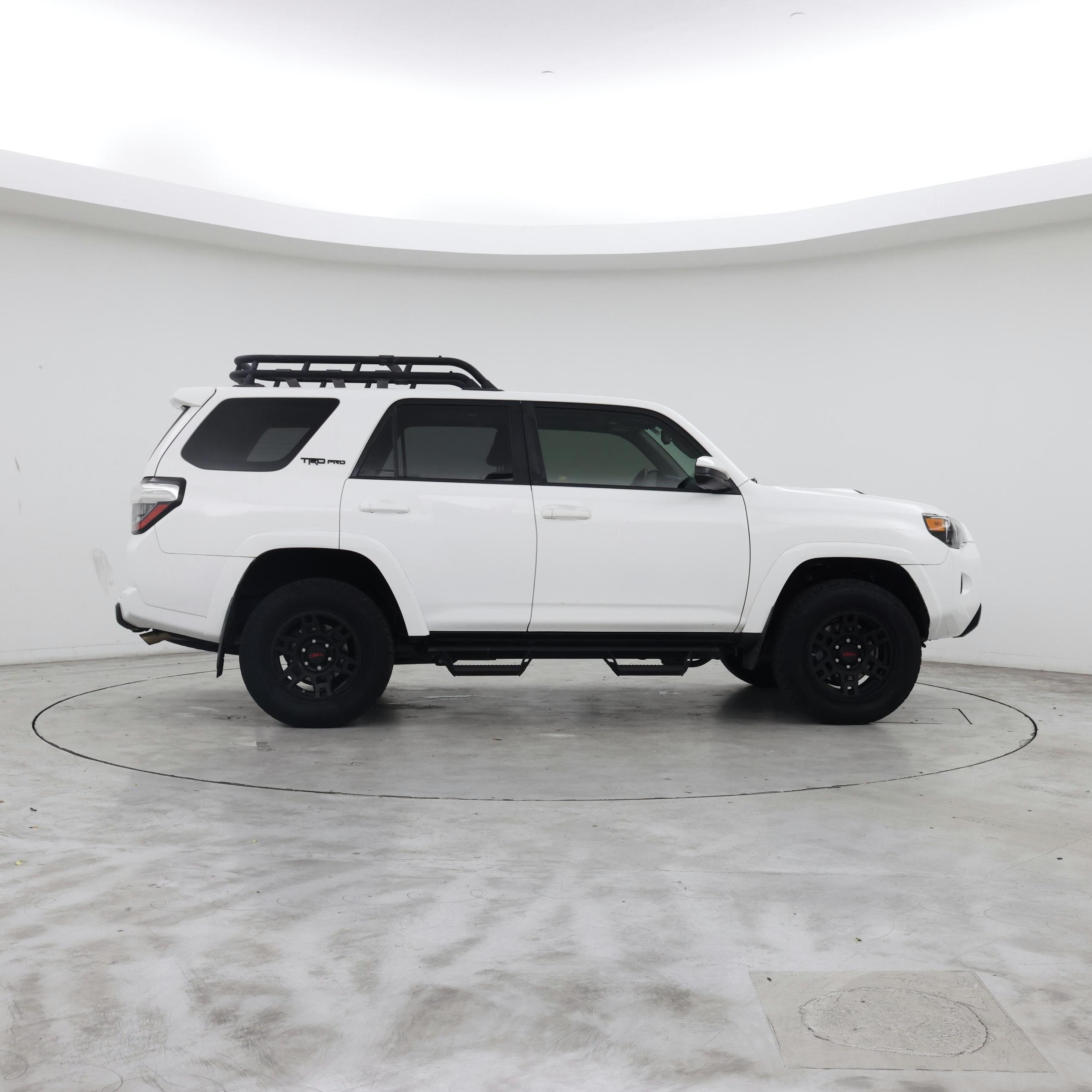 Thumbnail: 2019 Toyota 4Runner - 7