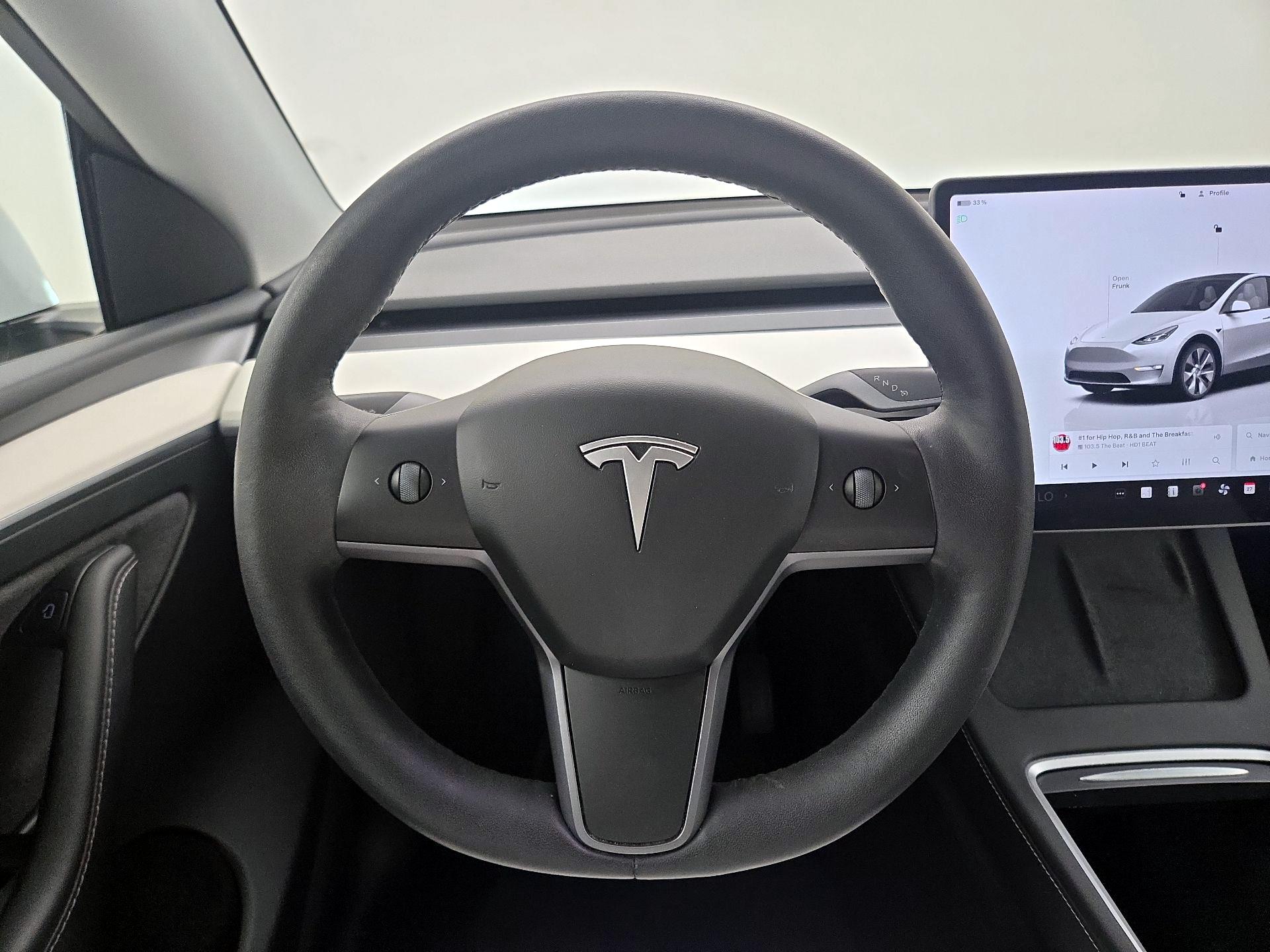 Thumbnail: 2023 Tesla Model Y - 10