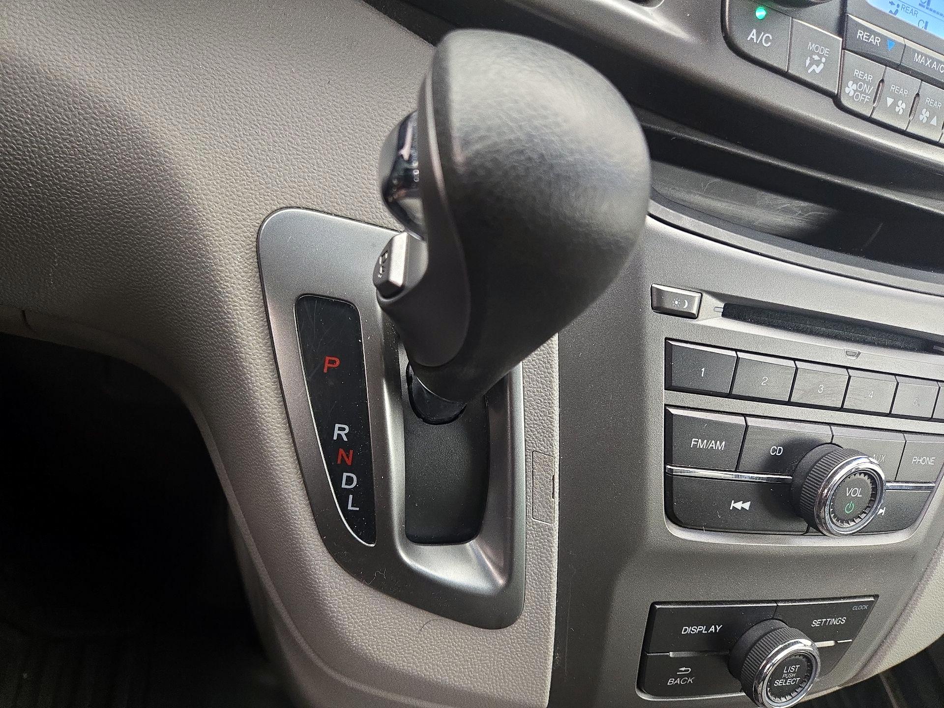 Thumbnail: 2015 Honda Odyssey - 17