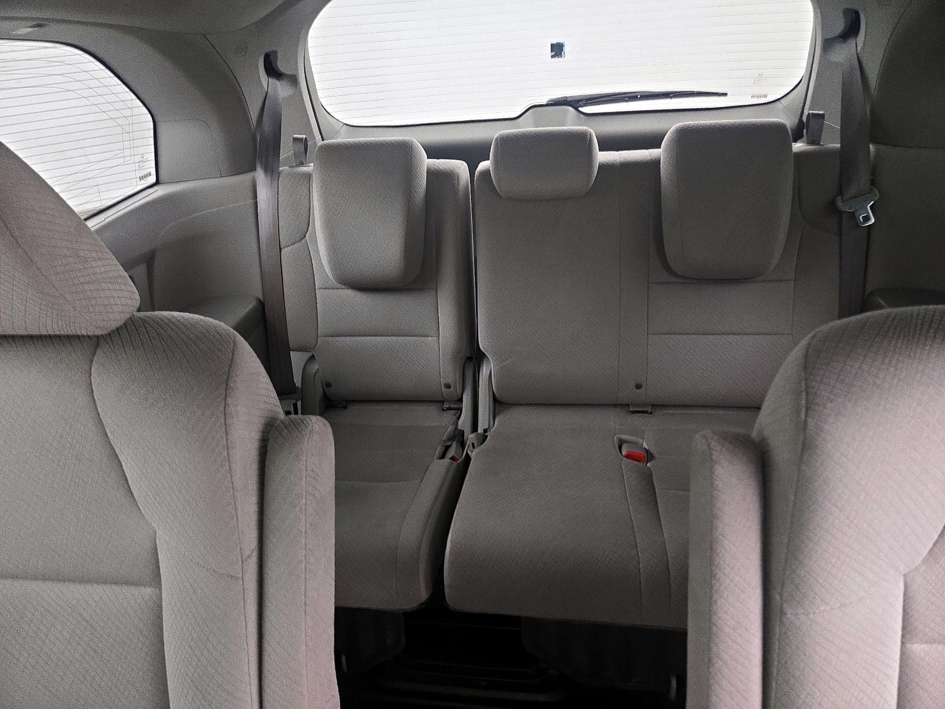 Thumbnail: 2015 Honda Odyssey - 20