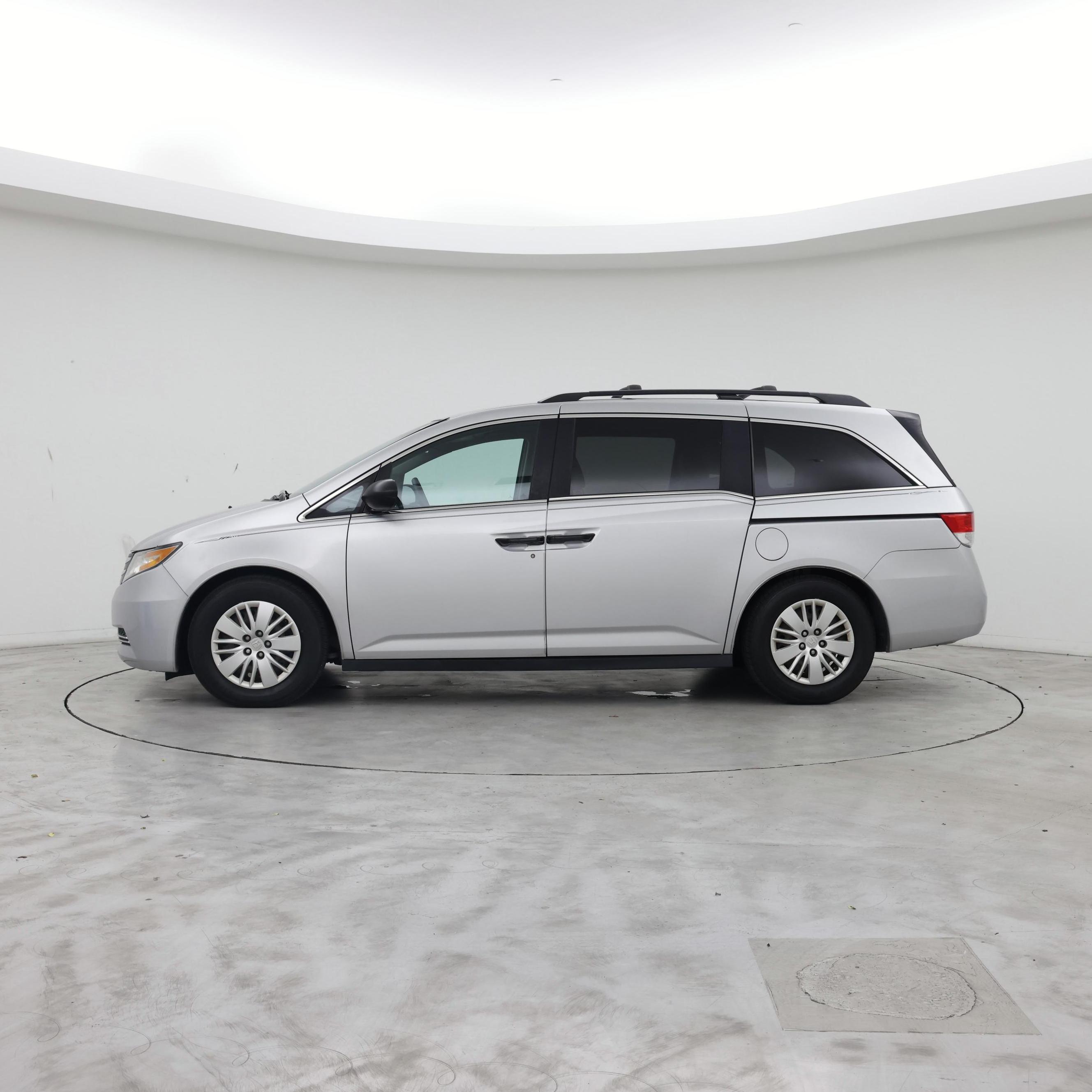 Thumbnail: 2015 Honda Odyssey - 3