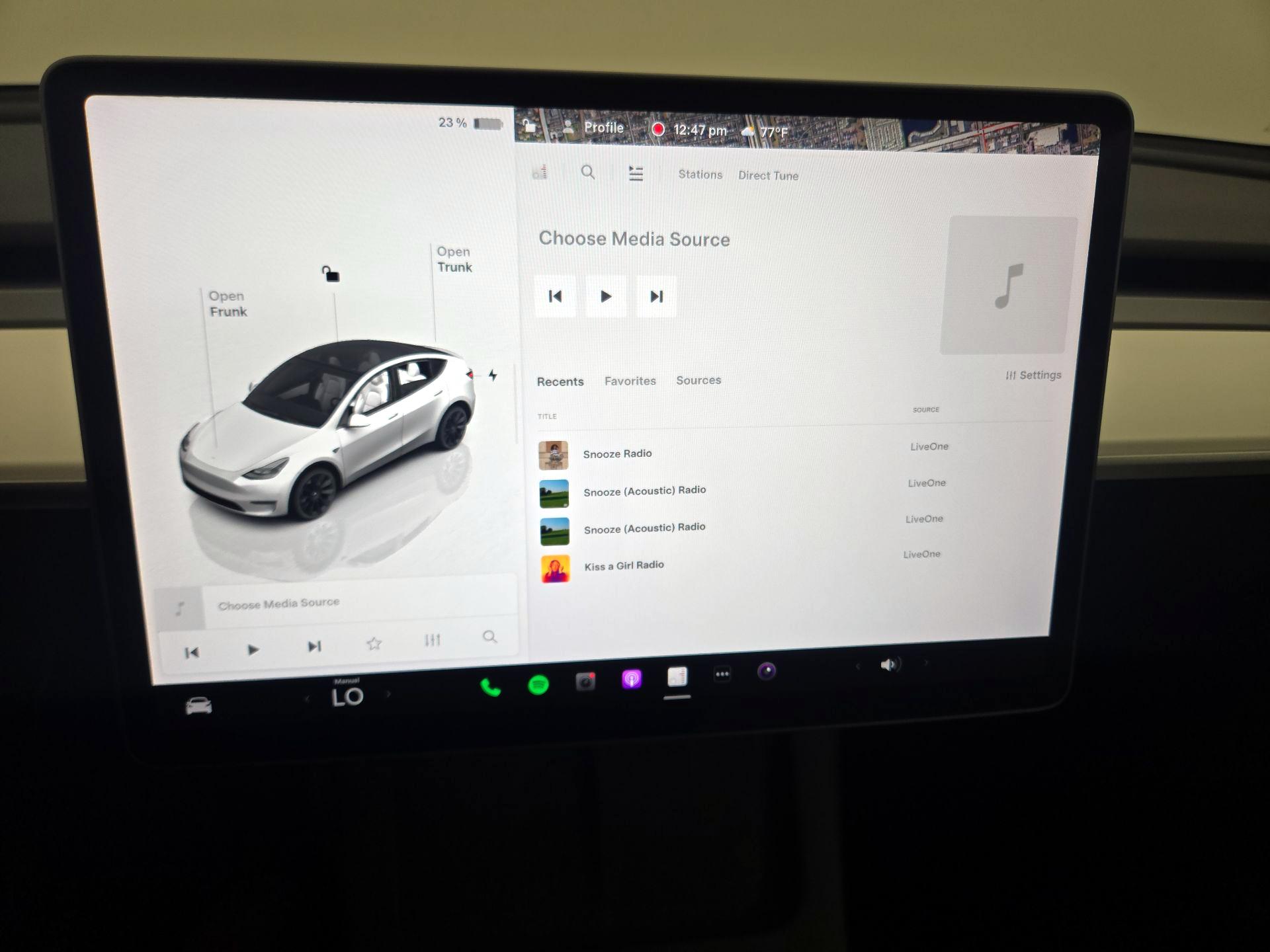 Thumbnail: 2022 Tesla Model Y - 15