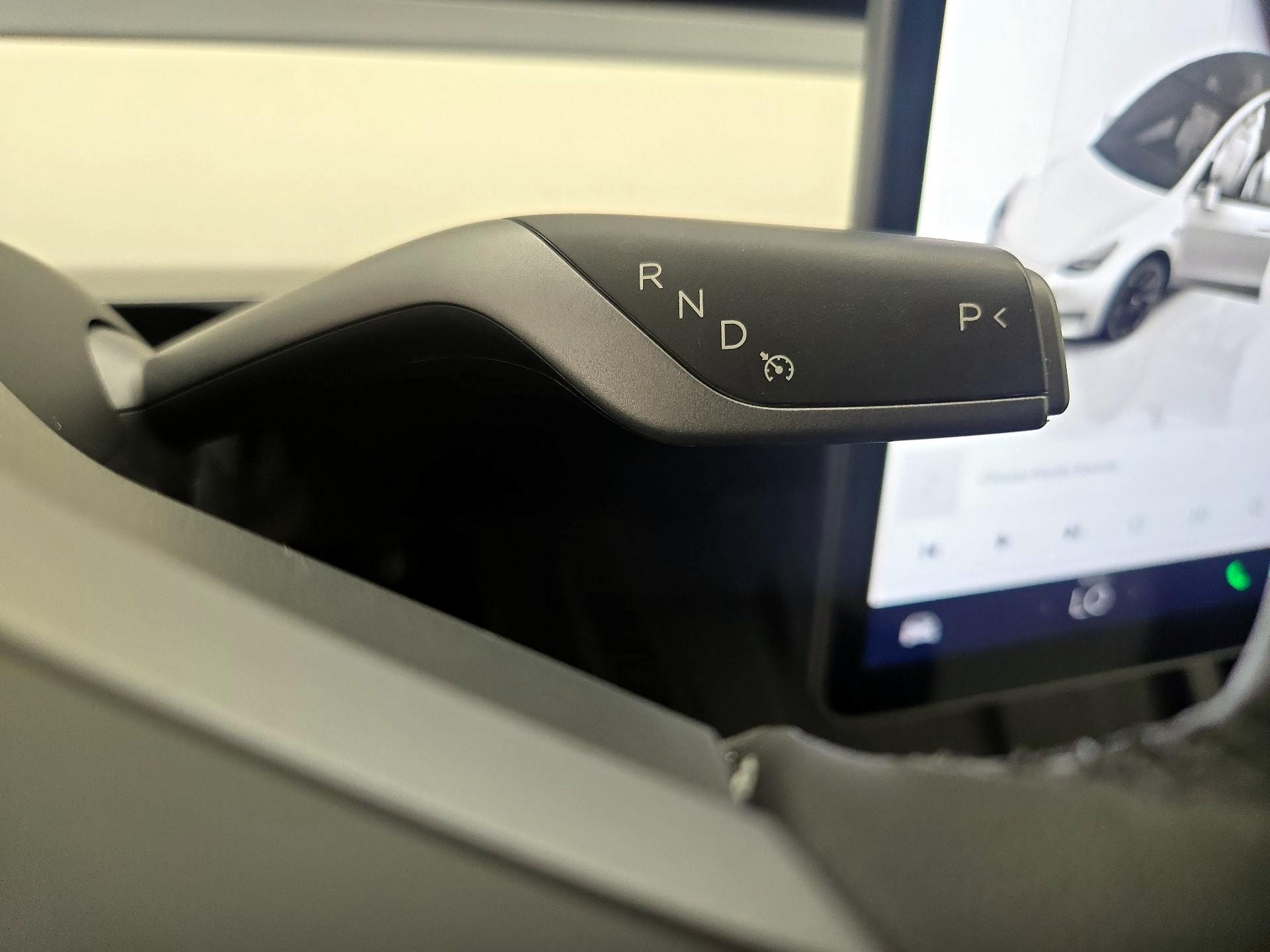 Thumbnail: 2022 Tesla Model Y - 17