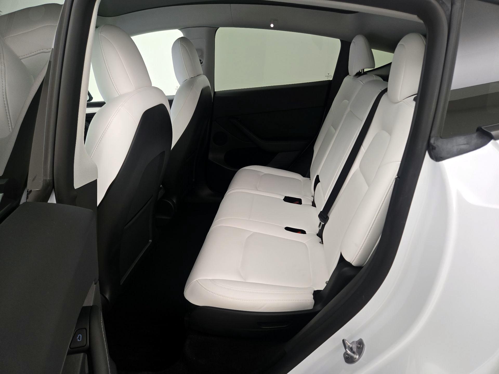 Thumbnail: 2022 Tesla Model Y - 20