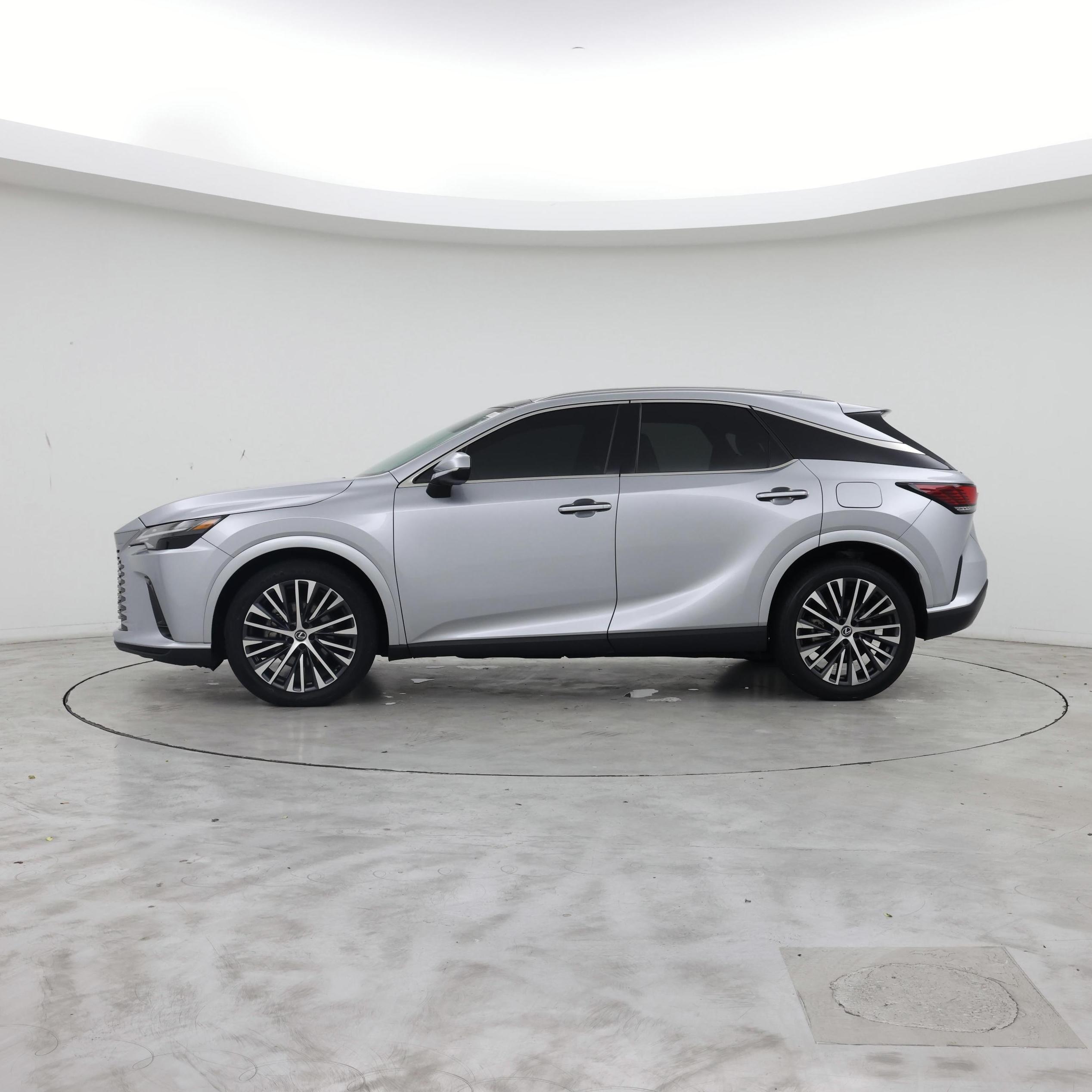 Thumbnail: 2023 Lexus RX - 3
