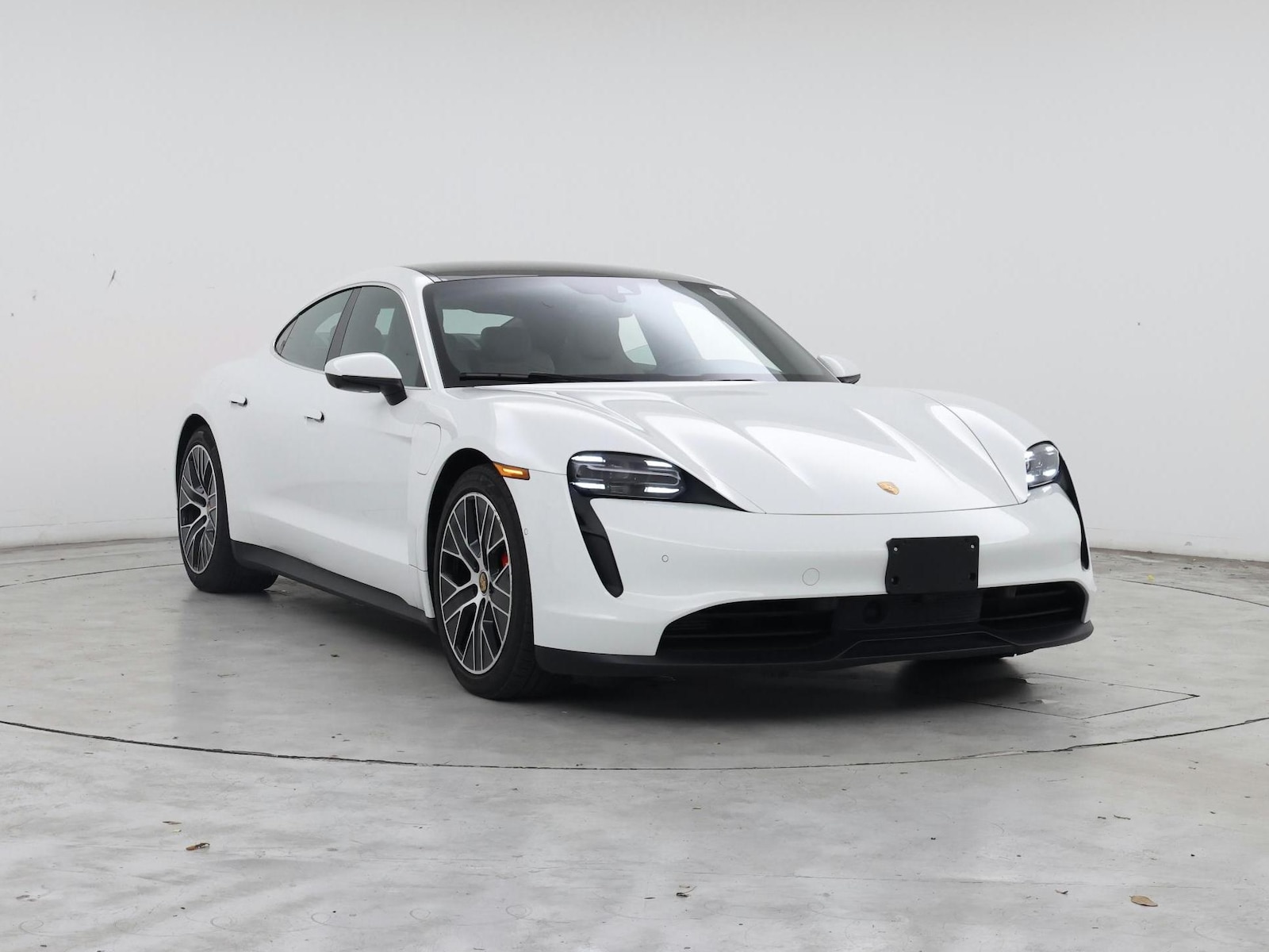 2022 Porsche Taycan S - Photo 2