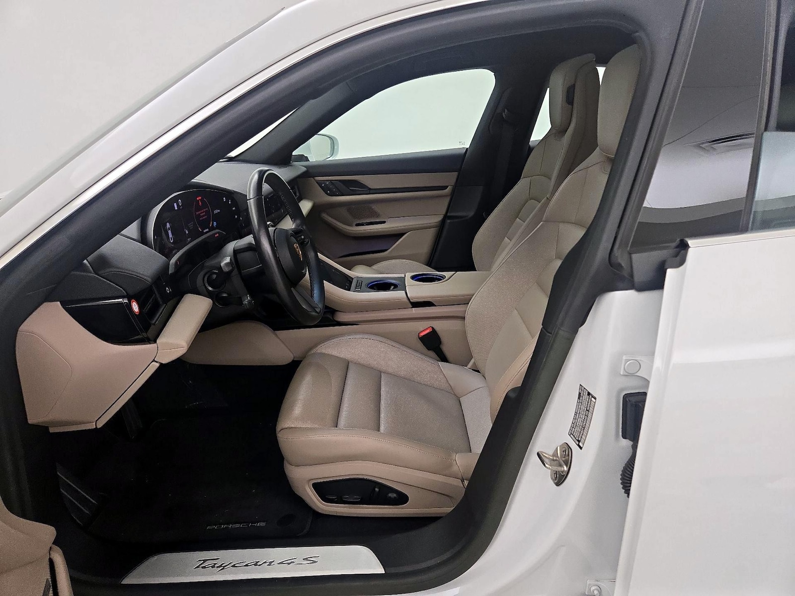 2022 Porsche Taycan S - Photo 12