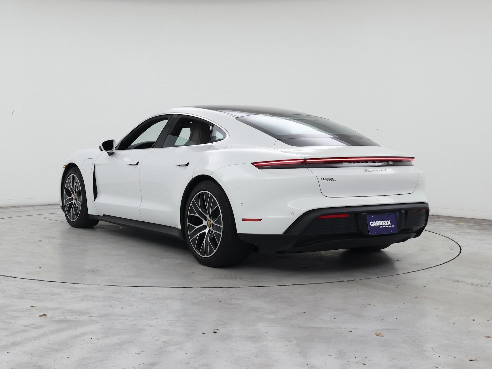 2022 Porsche Taycan S - Photo 3