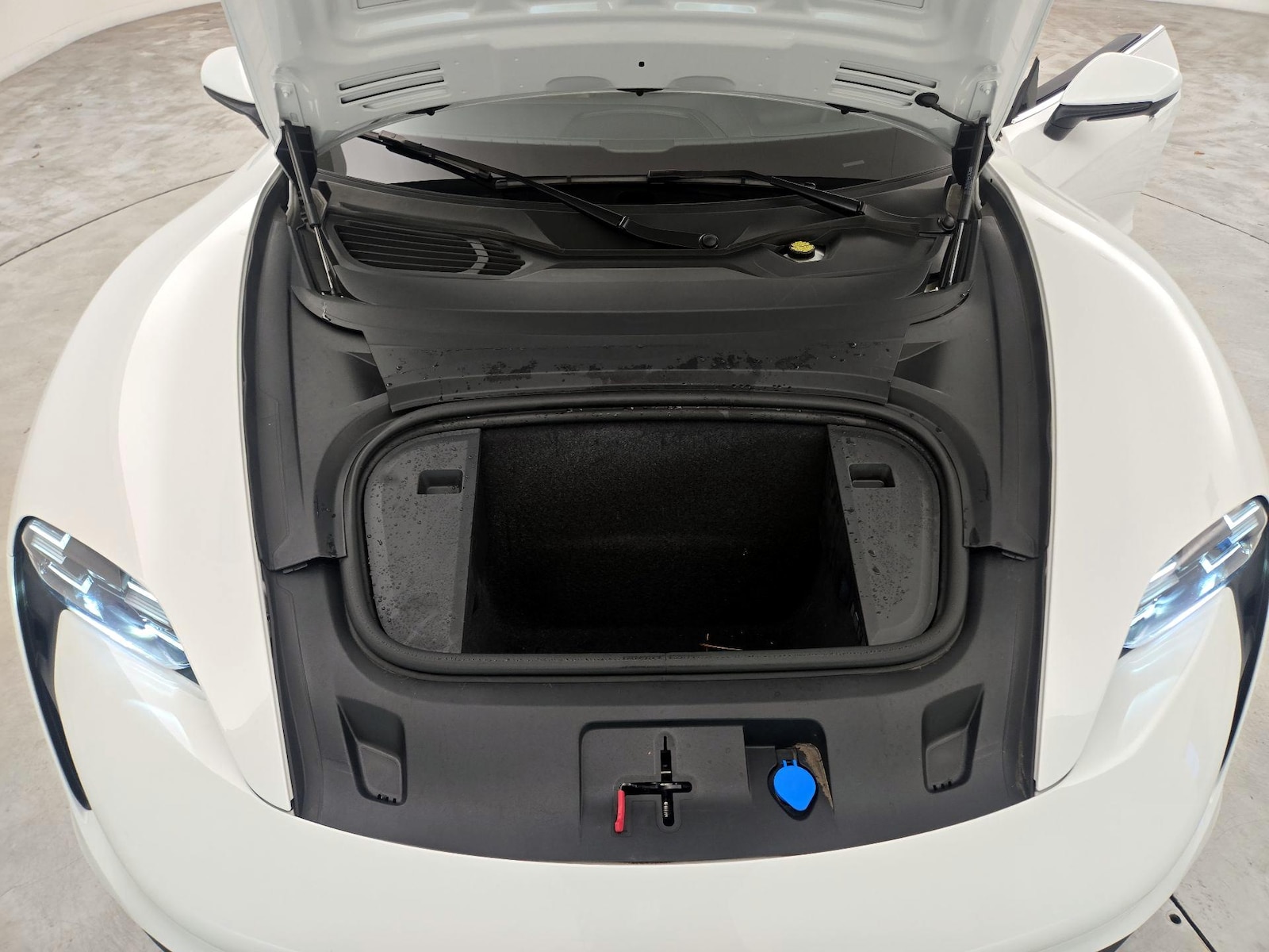 2022 Porsche Taycan S - Photo 22