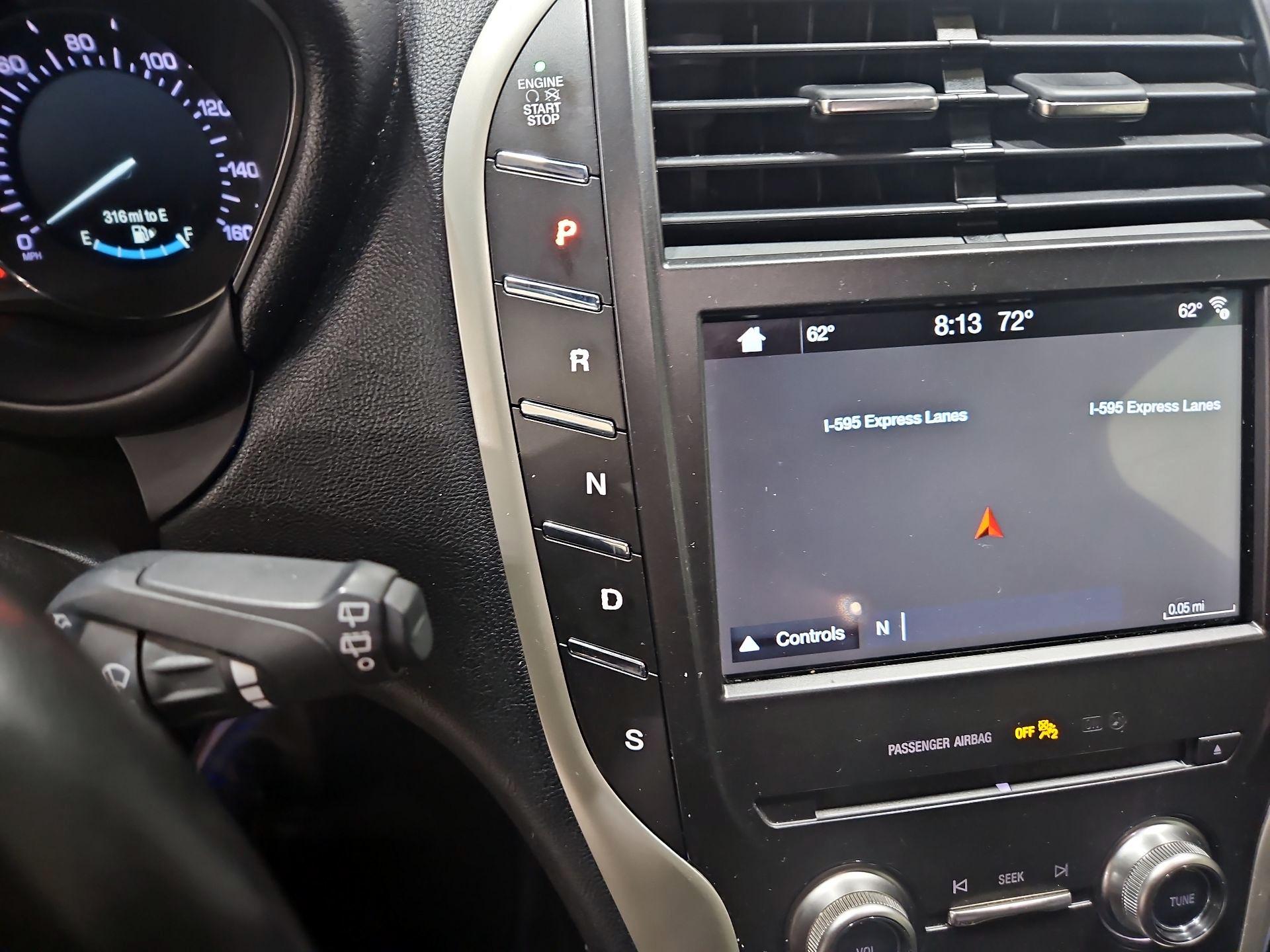 Thumbnail: 2019 Lincoln MKC - 17