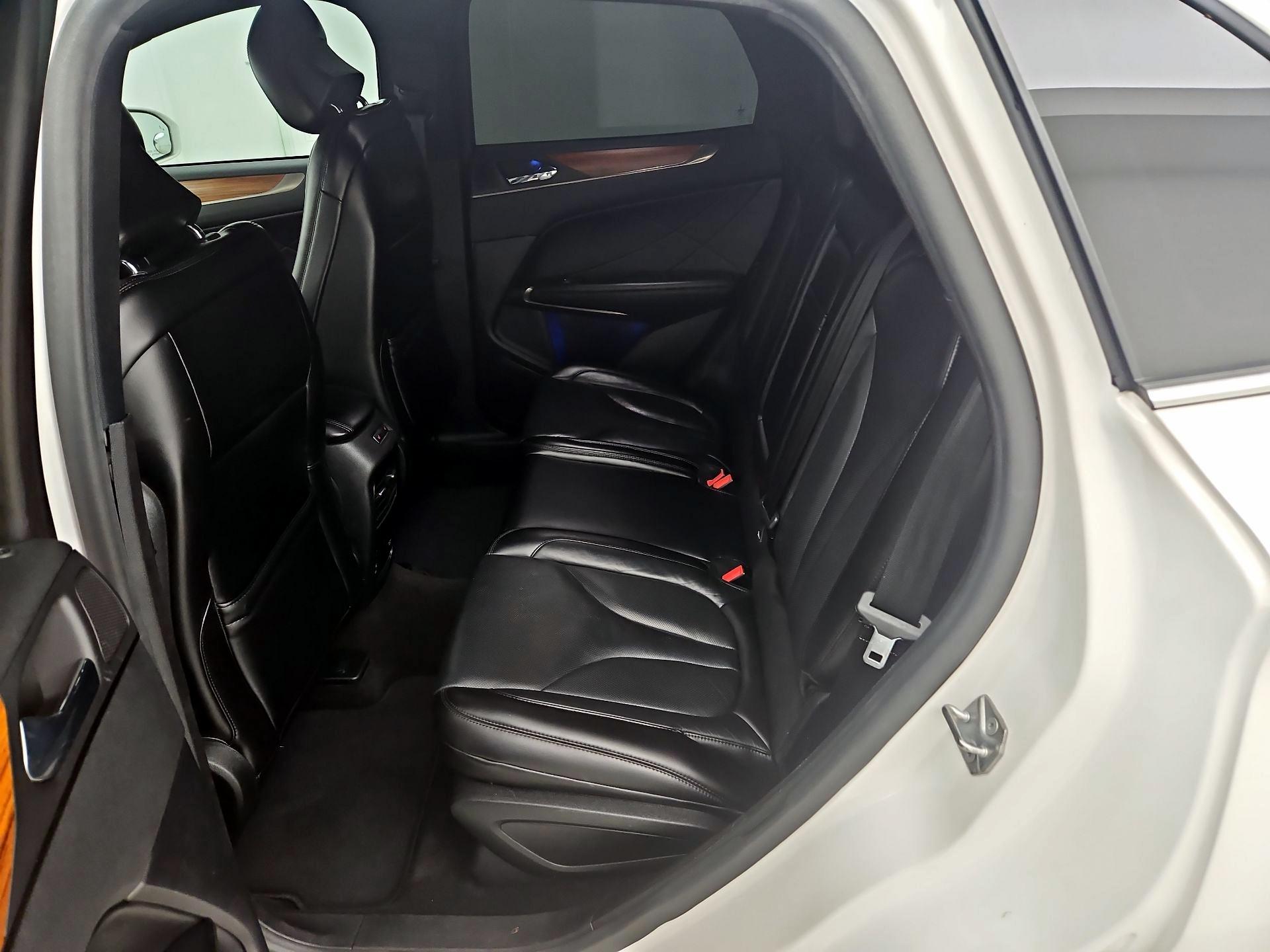 Thumbnail: 2019 Lincoln MKC - 20