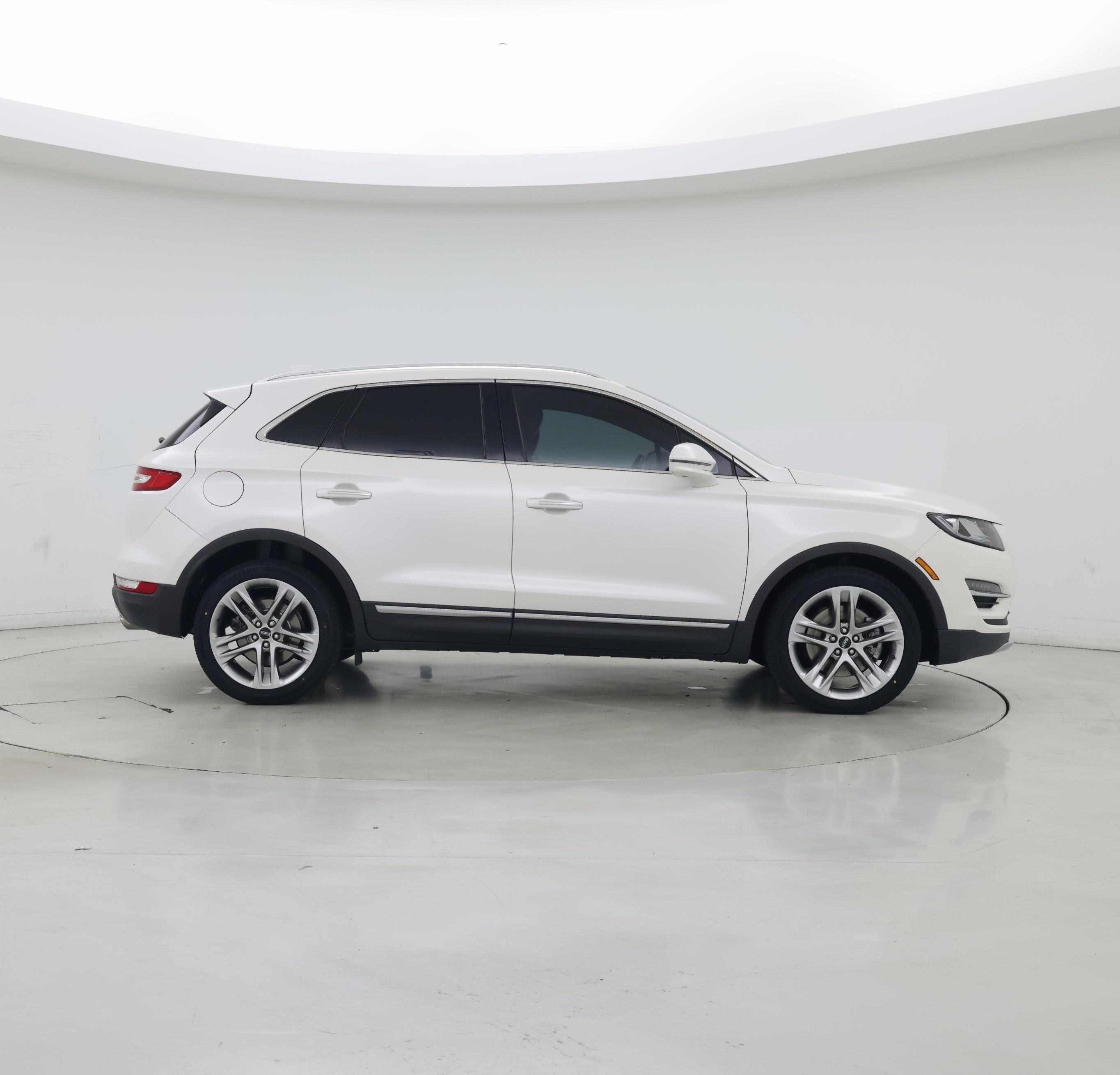 Thumbnail: 2019 Lincoln MKC - 7