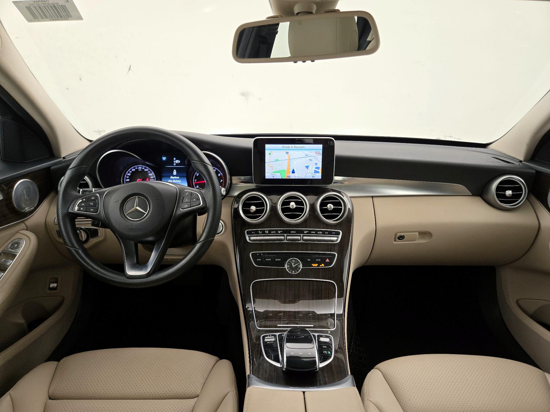 Thumbnail: 2015 Mercedes-Benz C-Class - 9