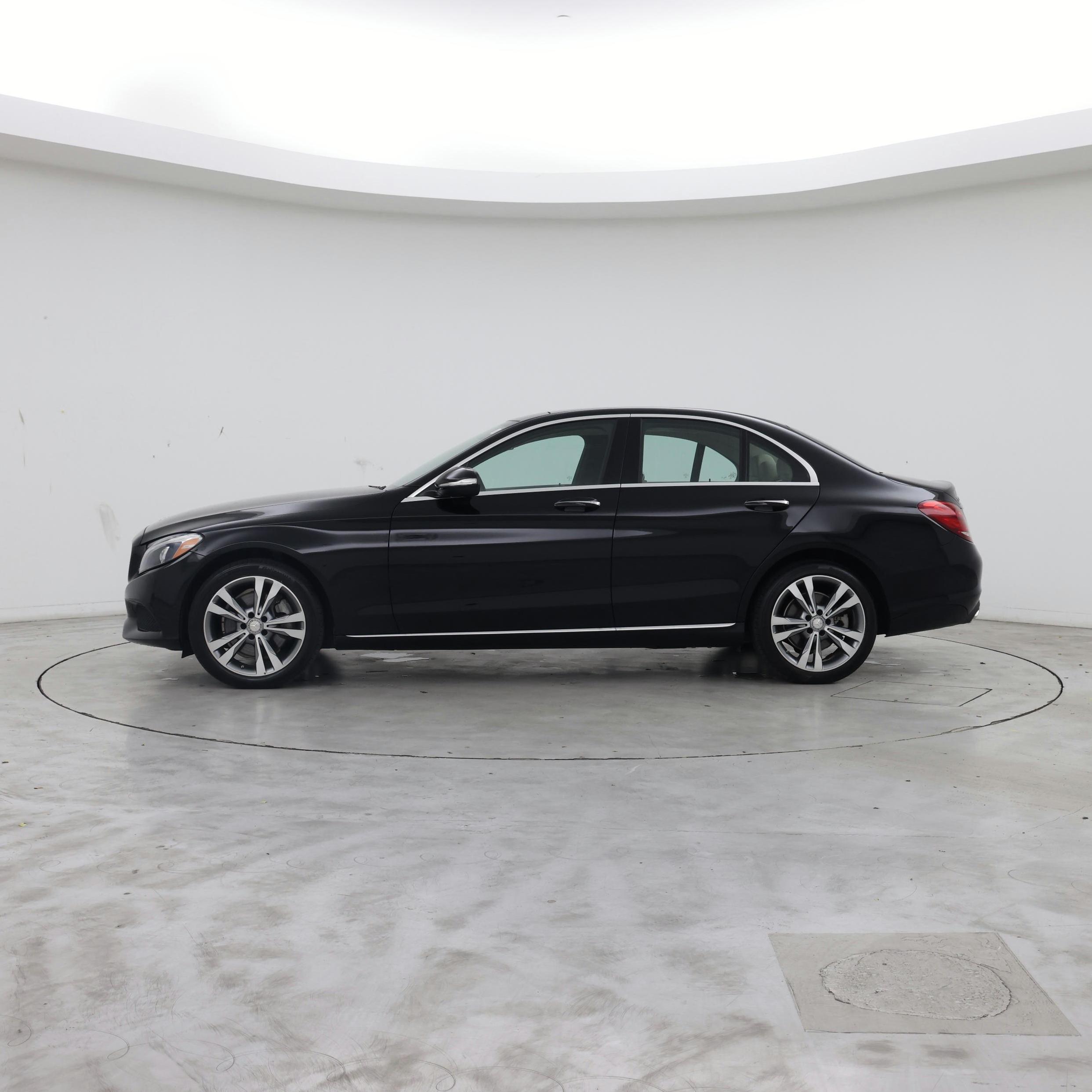 Thumbnail: 2015 Mercedes-Benz C-Class - 3