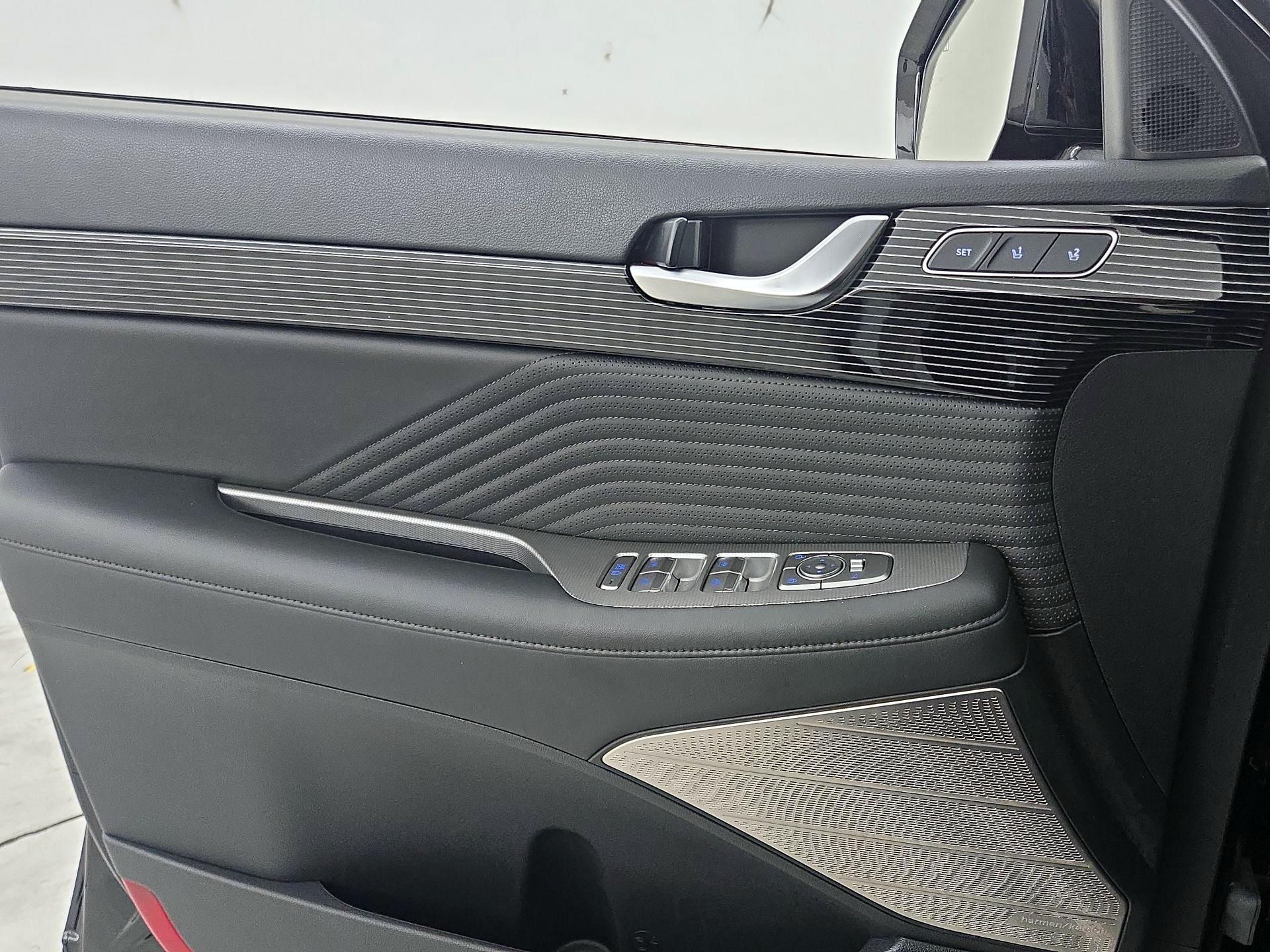 Thumbnail: 2024 Hyundai Palisade - 12