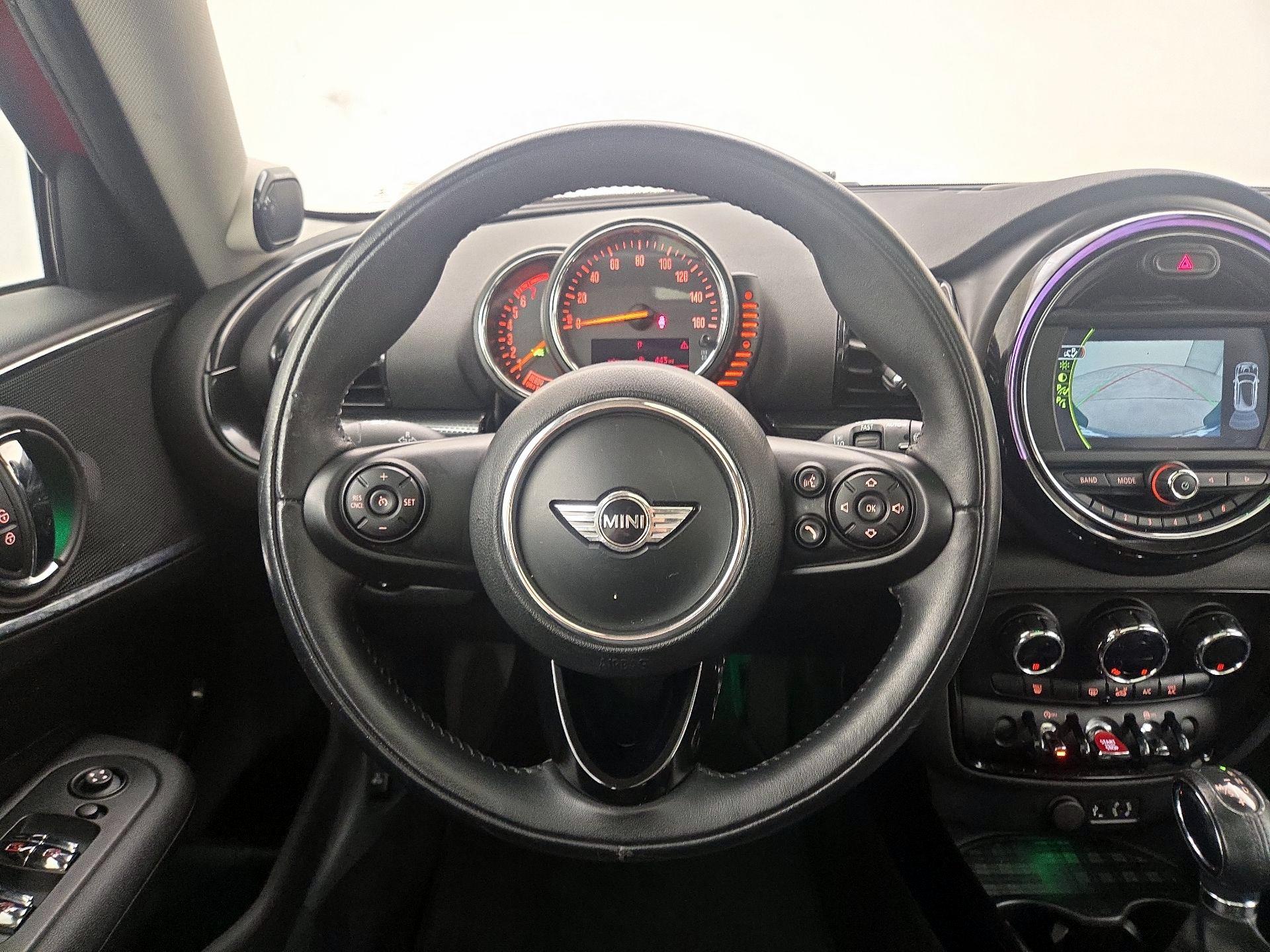 Thumbnail: 2016 MINI Cooper Clubman - 10