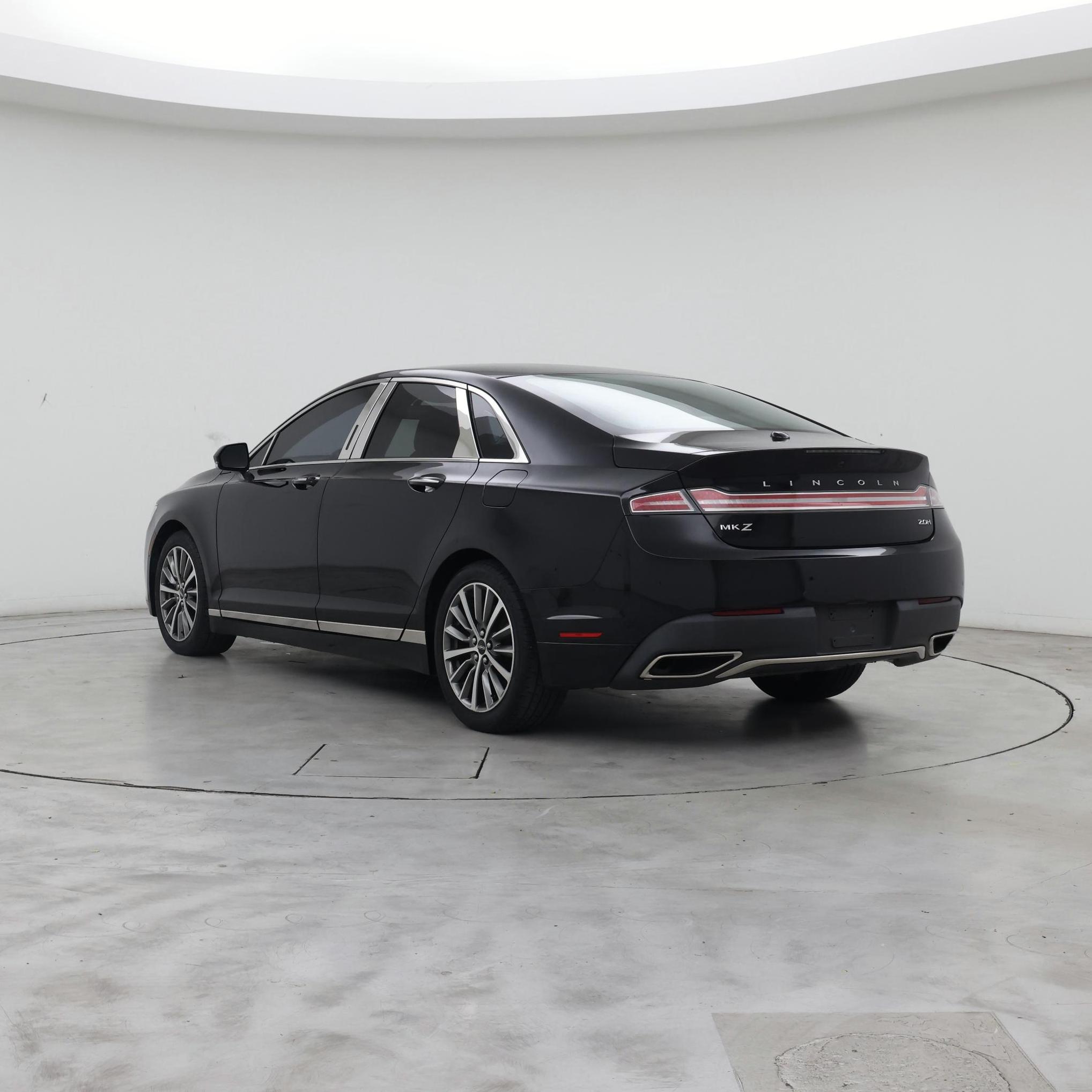 Thumbnail: 2018 Lincoln MKZ - 2