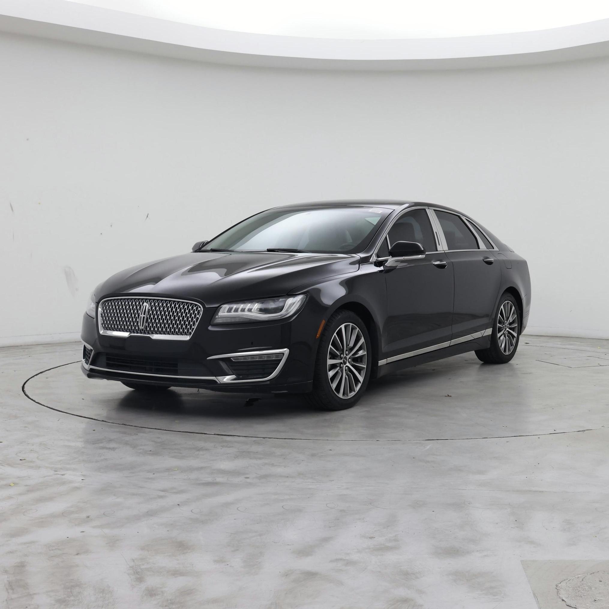 Thumbnail: 2018 Lincoln MKZ - 4